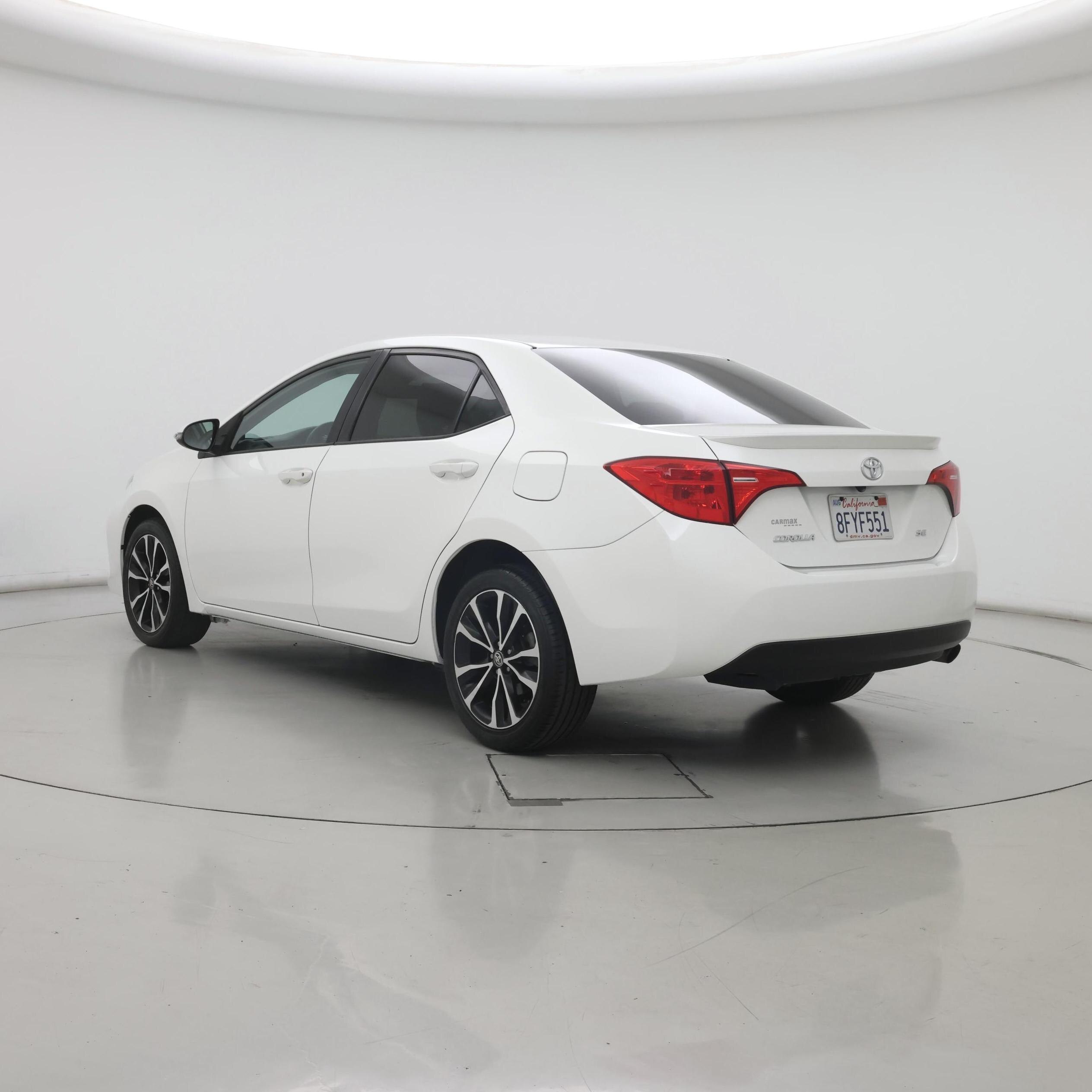 Thumbnail: 2017 Toyota Corolla - 2