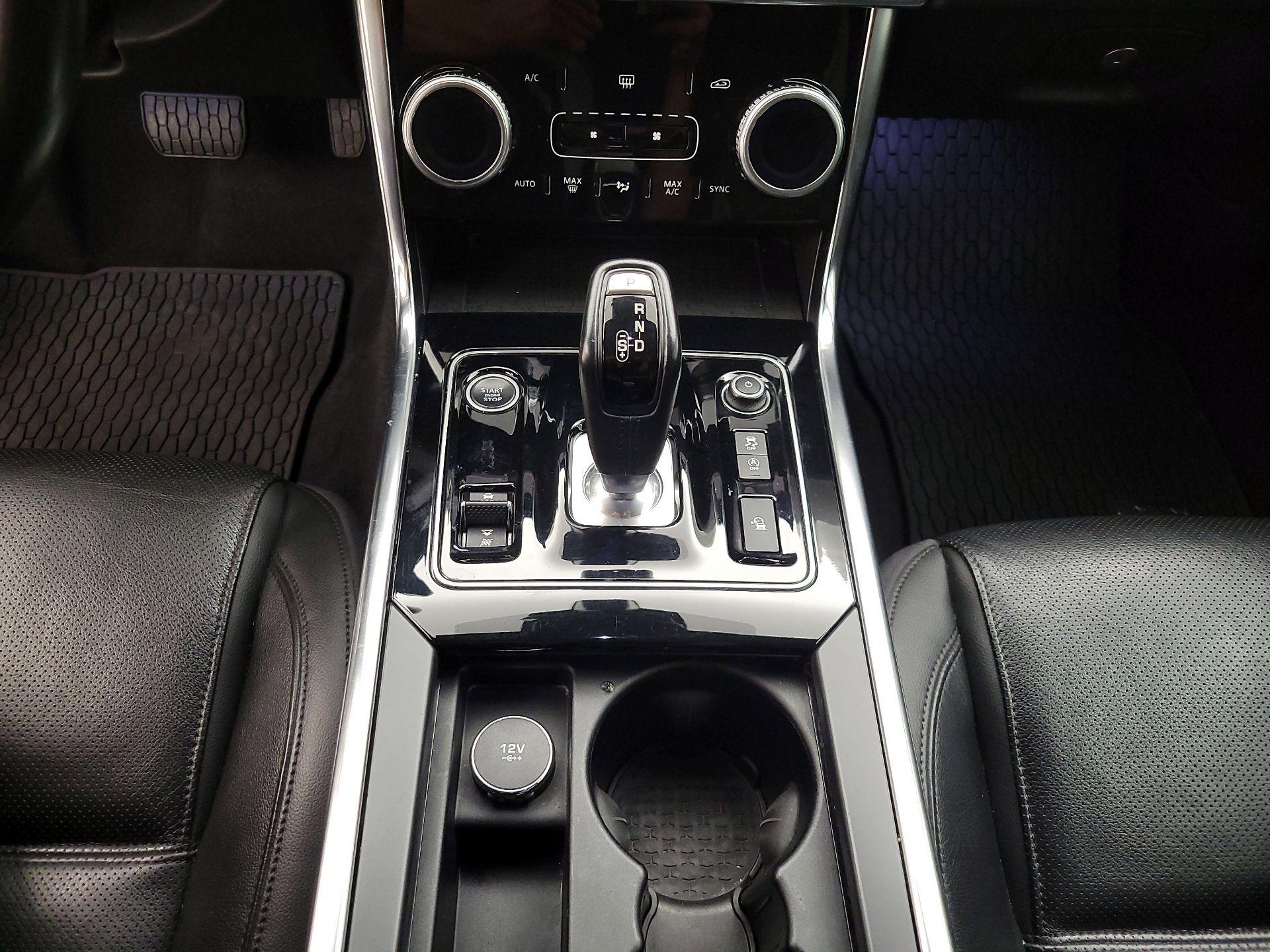 Thumbnail: 2020 Jaguar XE - 17