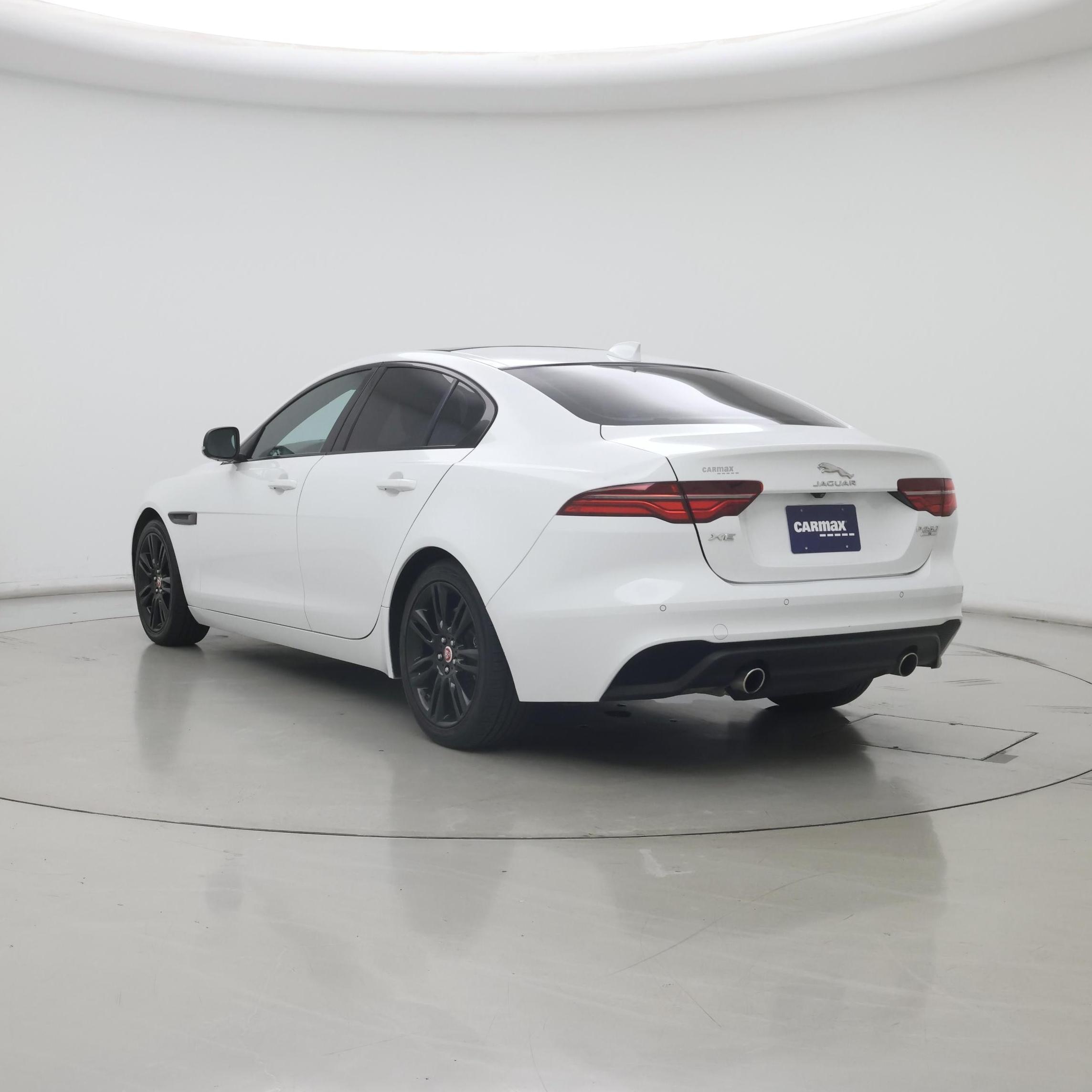 Thumbnail: 2020 Jaguar XE - 2