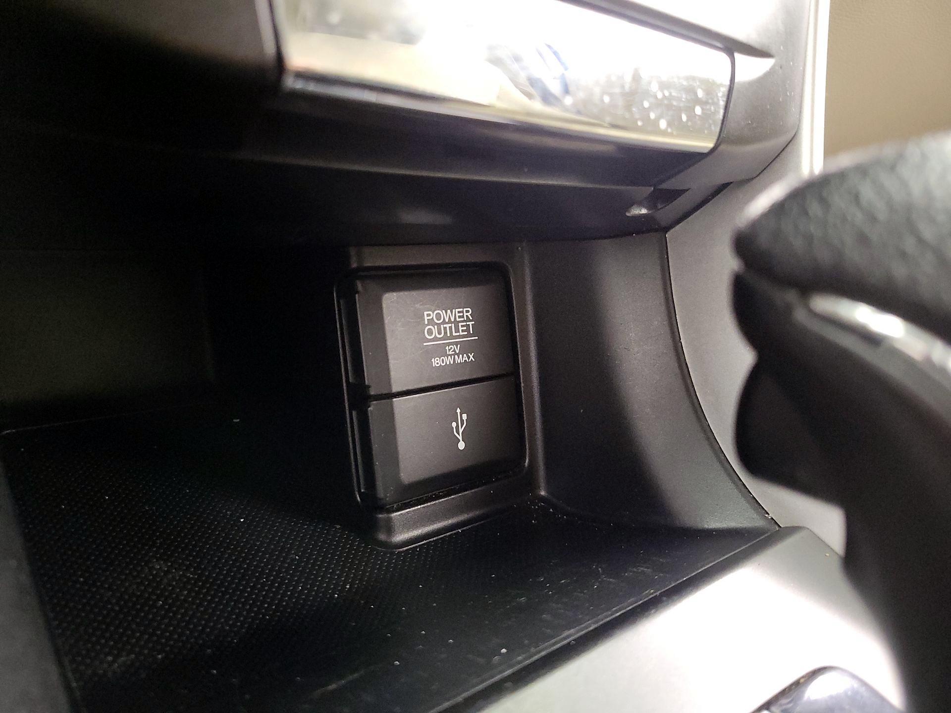 Thumbnail: 2015 Honda Accord - 18