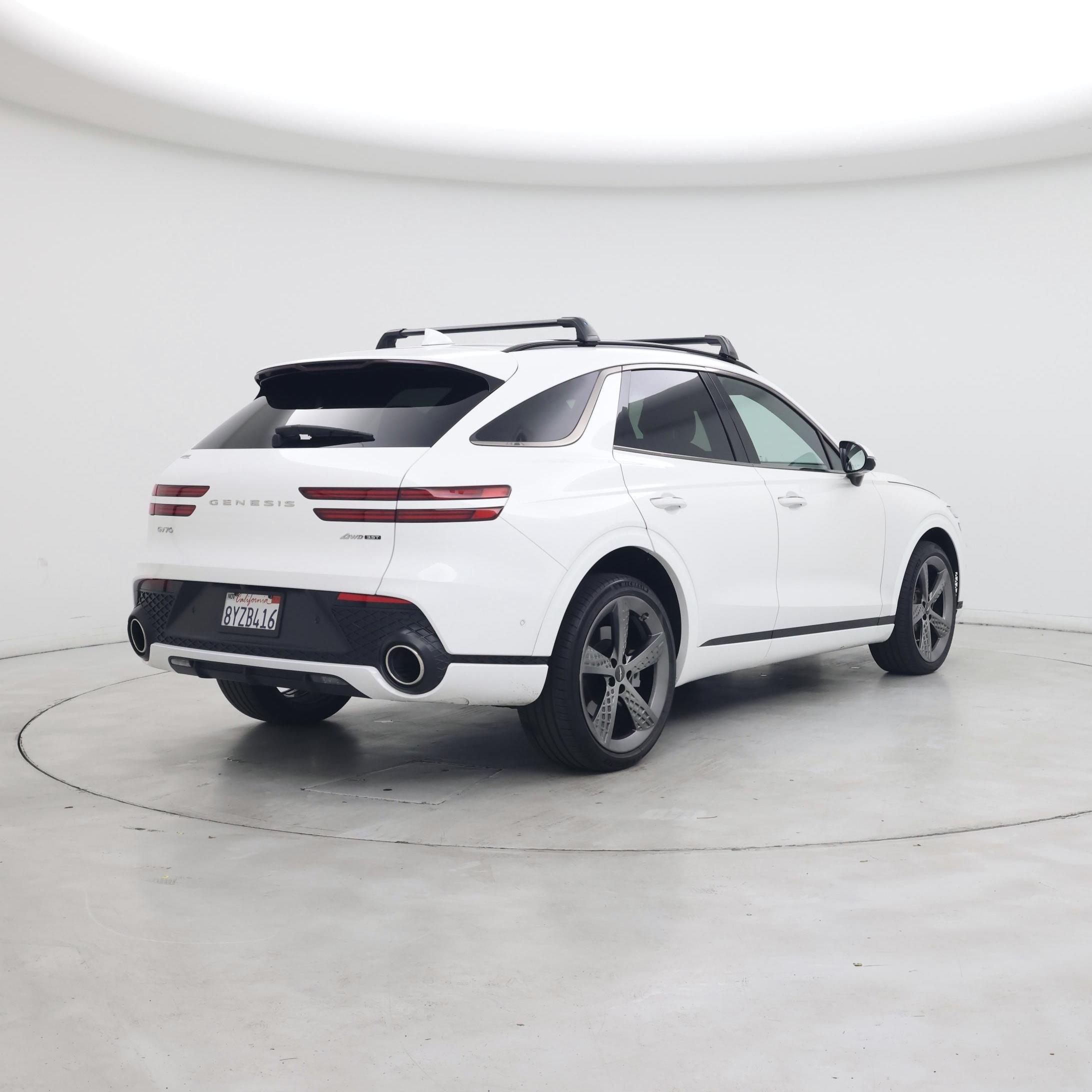 Thumbnail: 2022 Genesis GV70 - 8