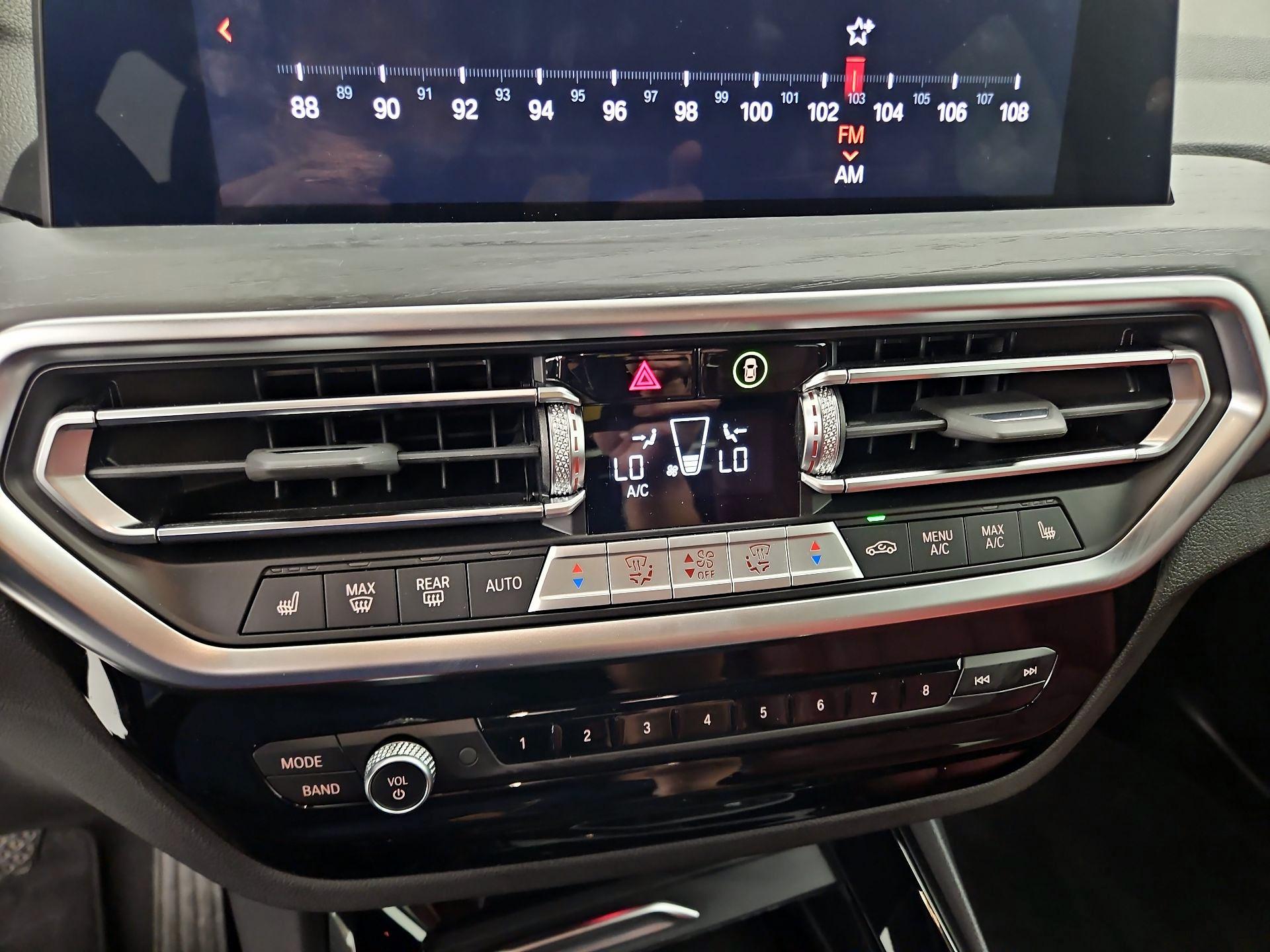 Thumbnail: 2023 BMW X3 - 17