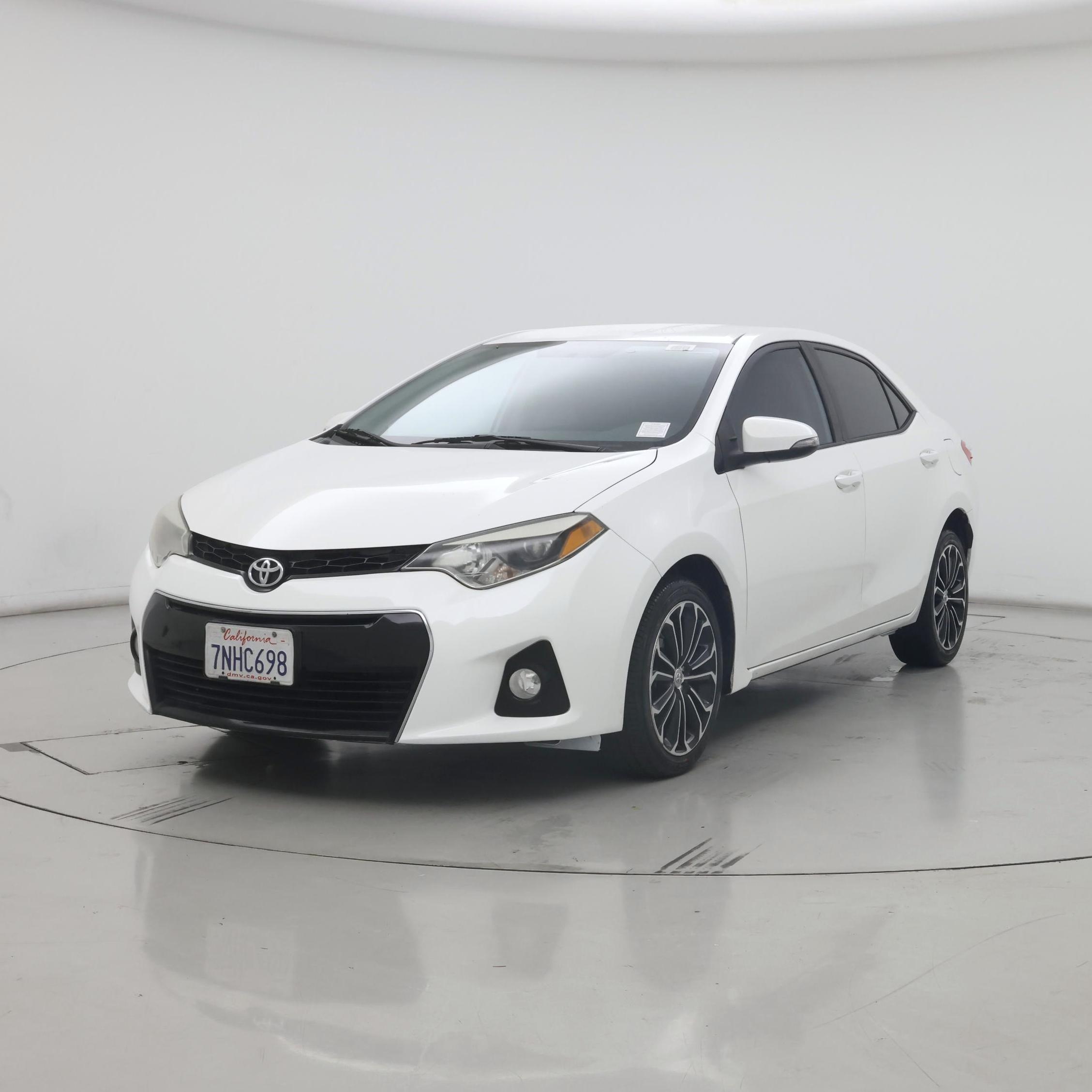 Thumbnail: 2015 Toyota Corolla - 4