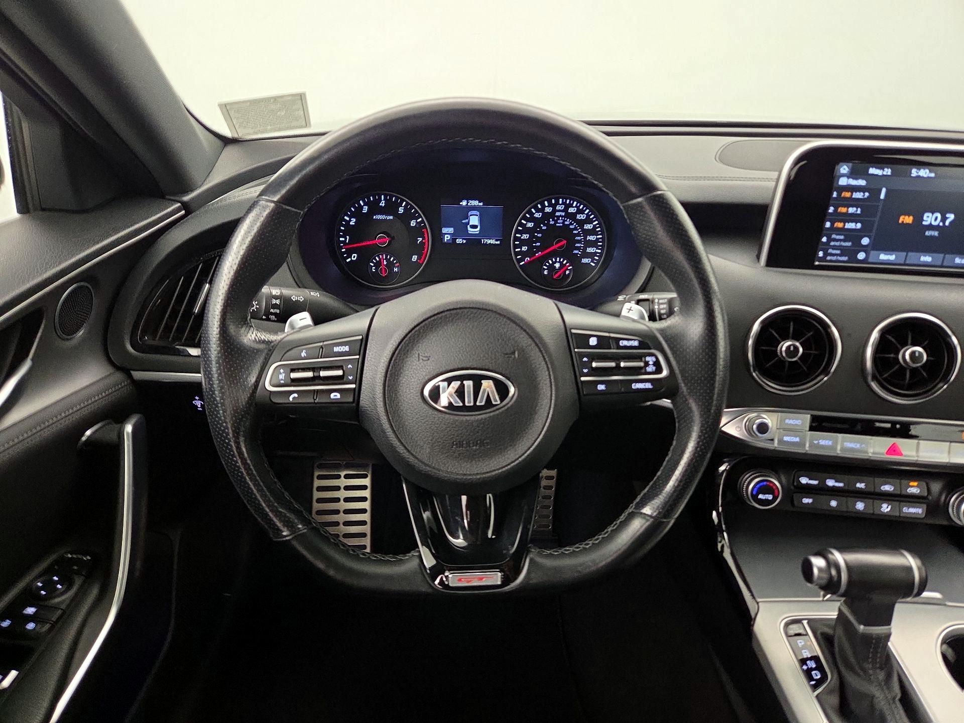 Thumbnail: 2019 Kia Stinger - 10
