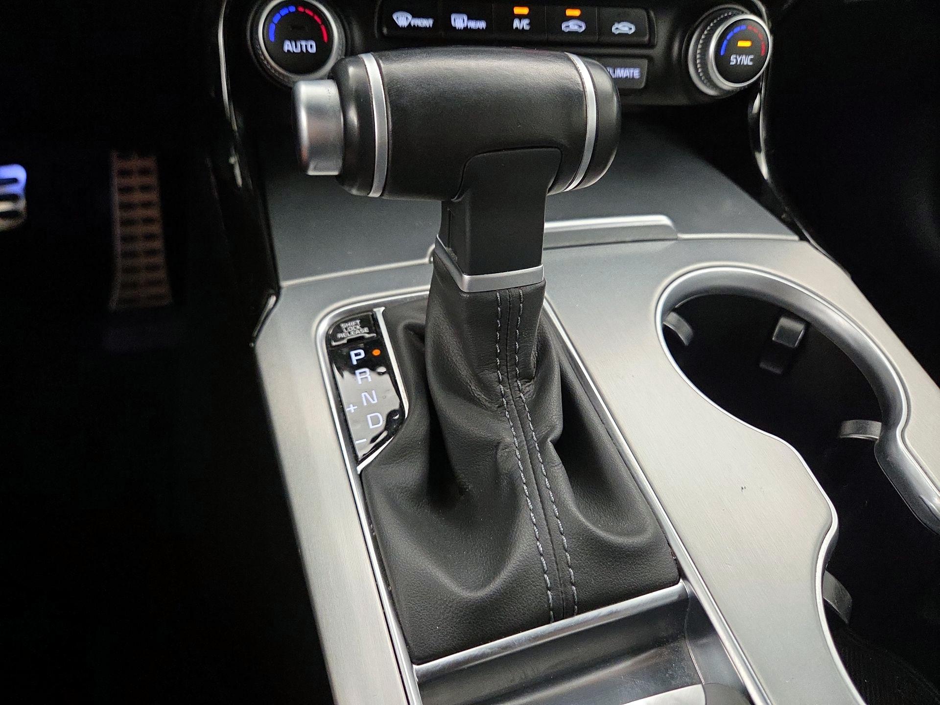 Thumbnail: 2019 Kia Stinger - 17