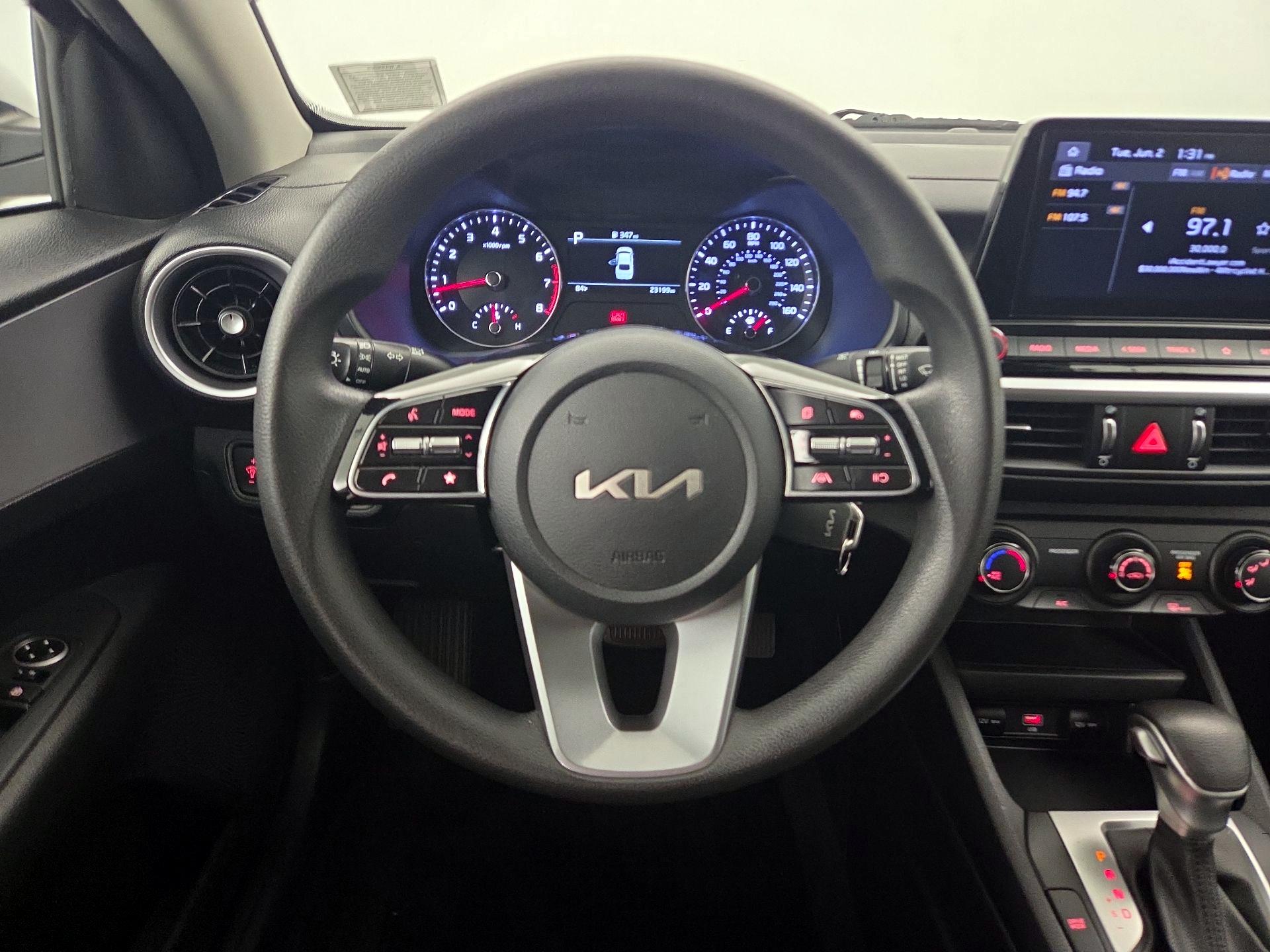 Thumbnail: 2023 Kia Forte - 10