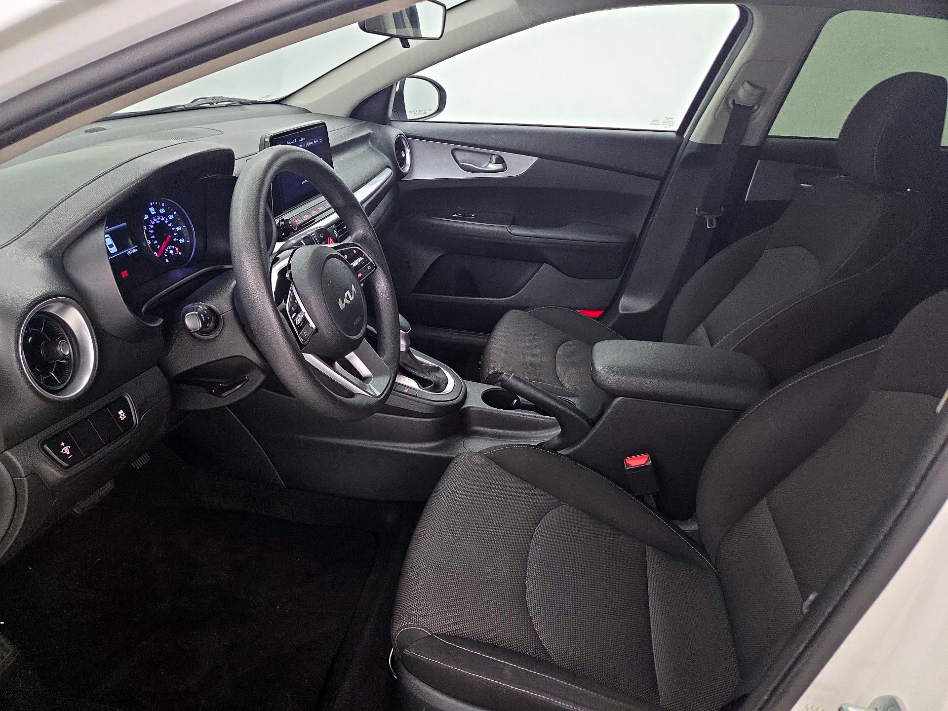 Thumbnail: 2023 Kia Forte - 11