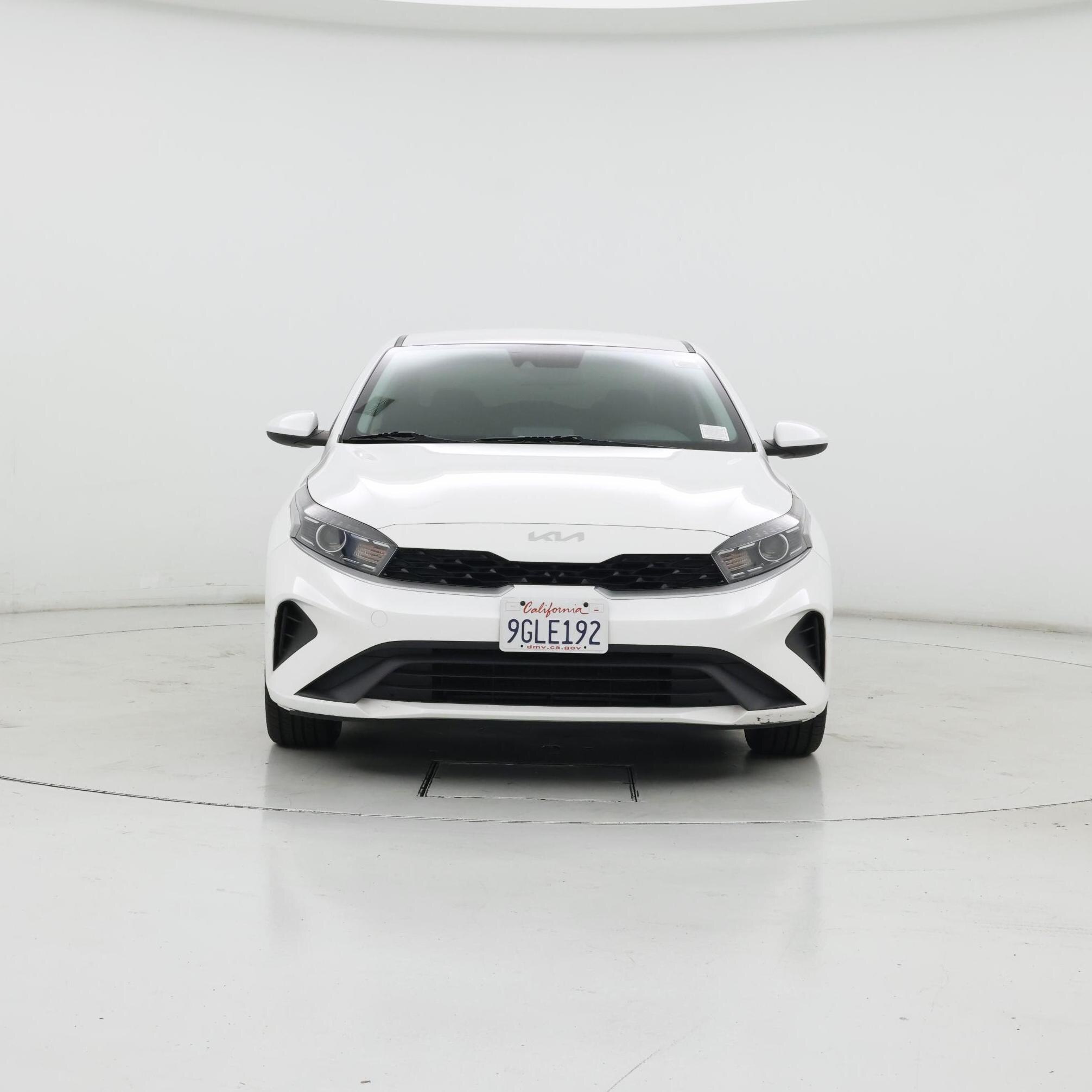 Thumbnail: 2023 Kia Forte - 5