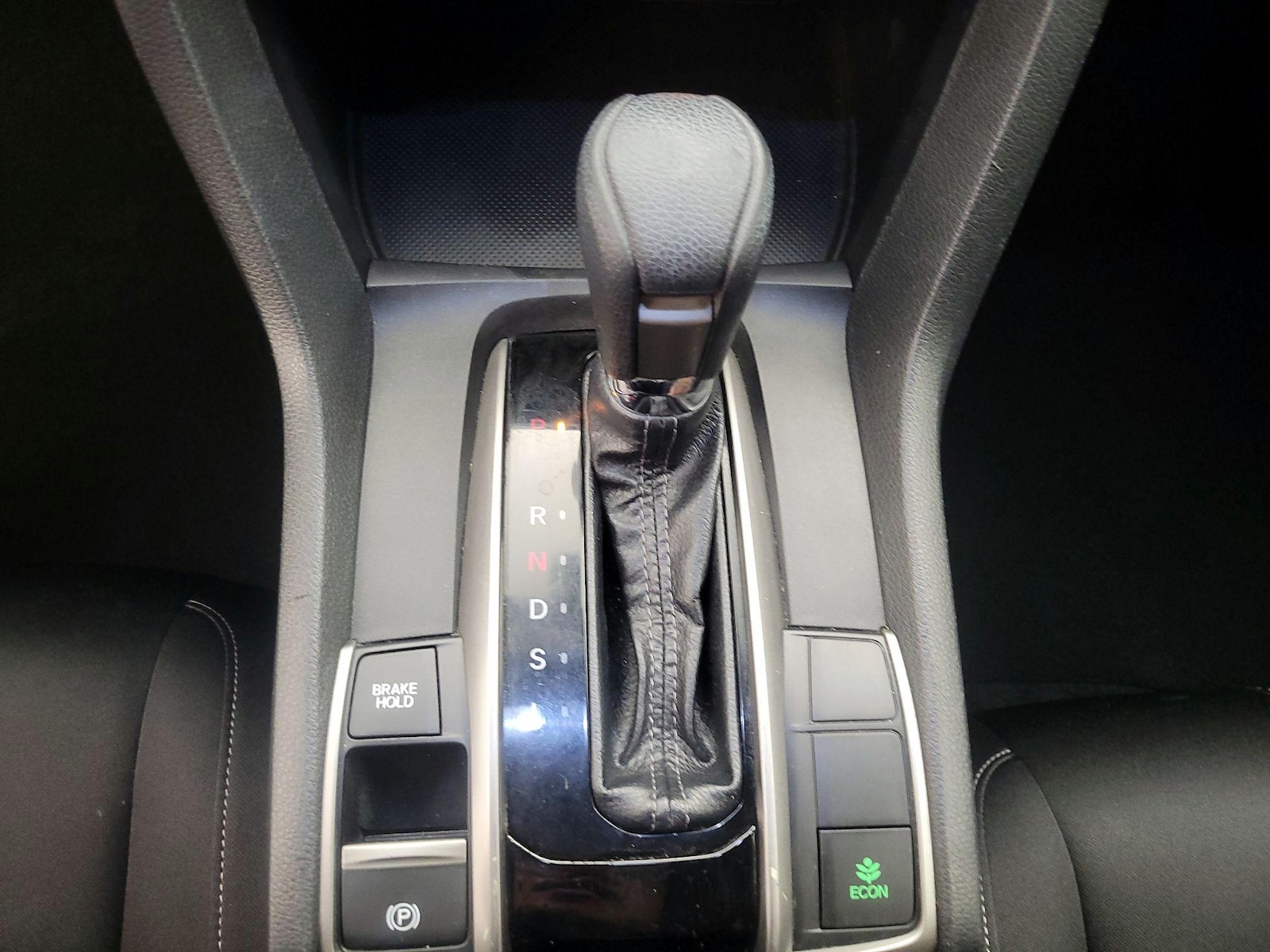 2018 Honda Civic Hatchback EX - Photo 17