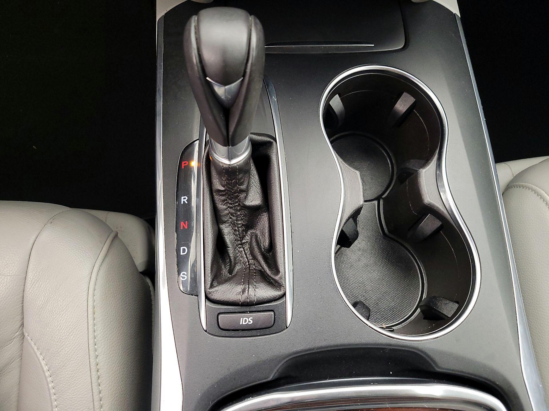Thumbnail: 2015 Acura MDX - 17