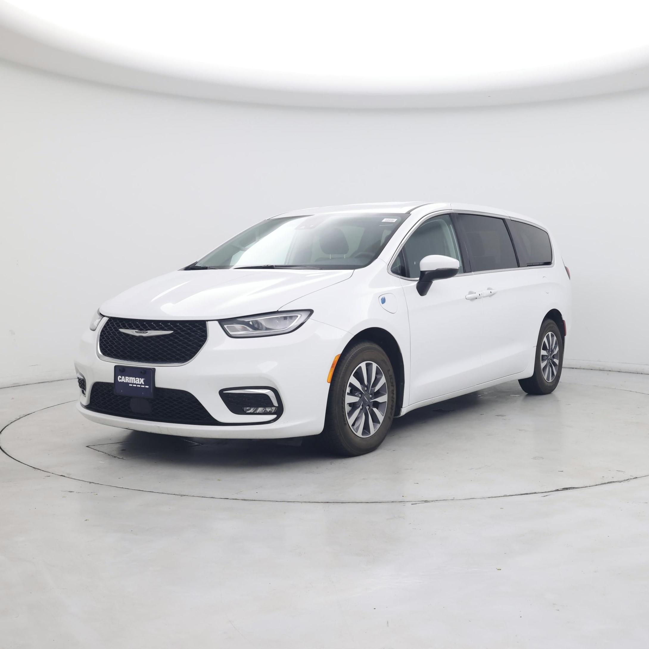 Thumbnail: 2023 Chrysler Pacifica - 4