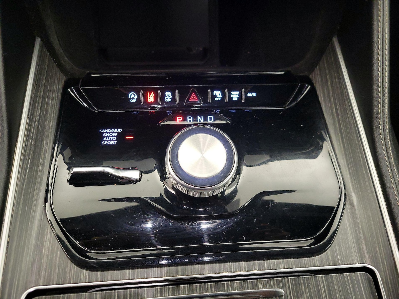 2024 Jeep Wagoneer L Series II - Photo 19