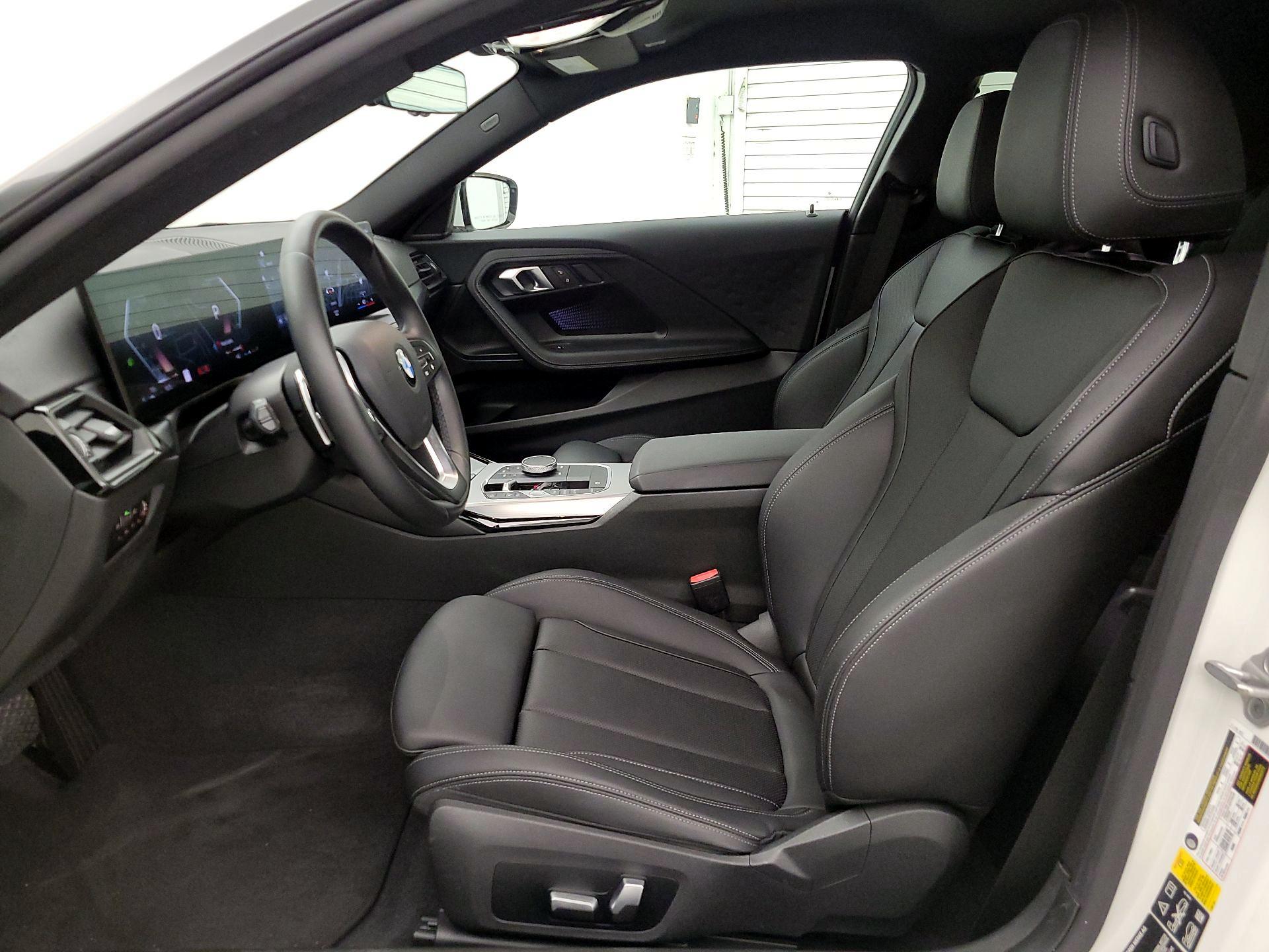 Thumbnail: 2024 BMW 2 Series - 11