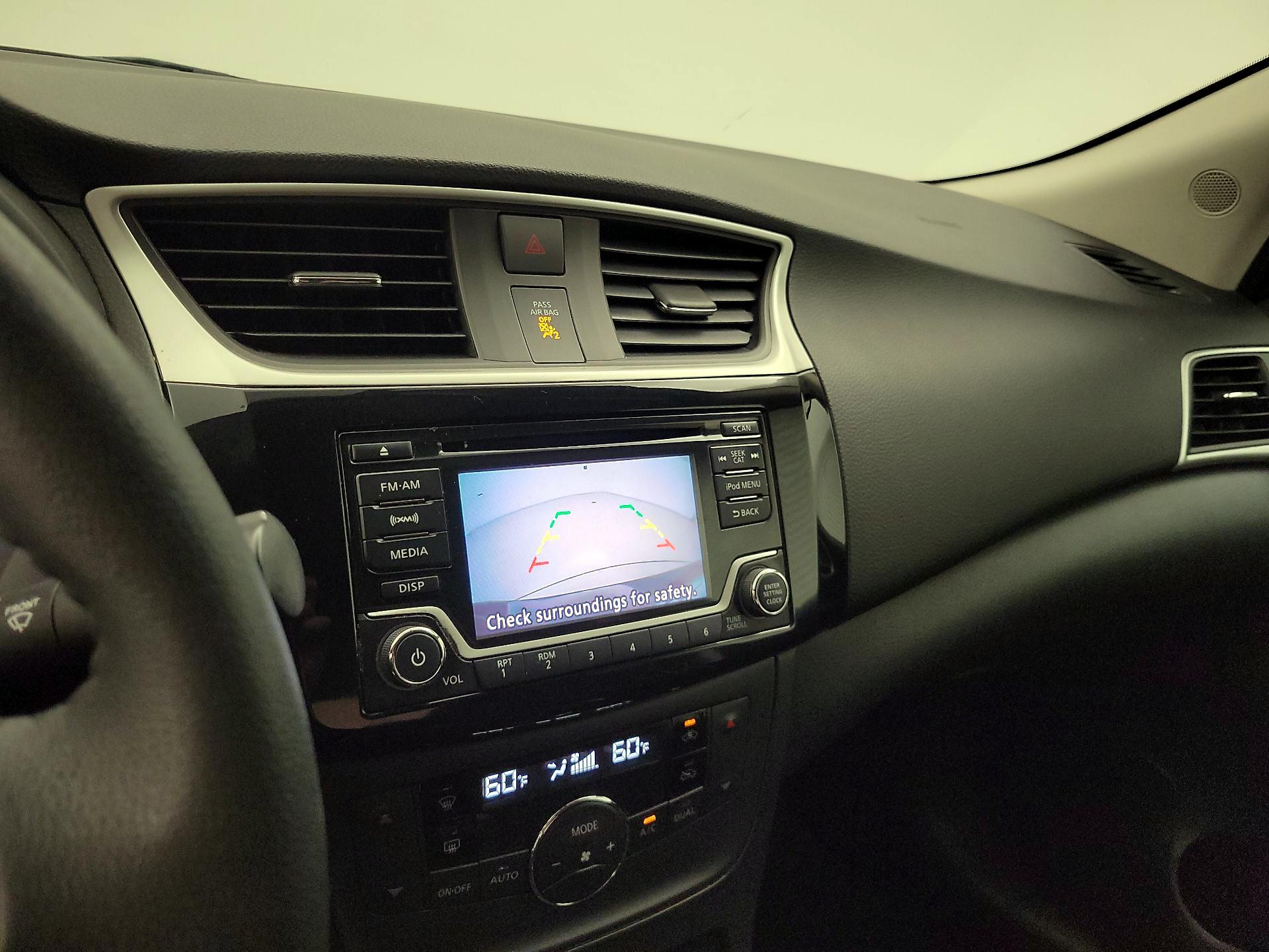 Thumbnail: 2018 Nissan Sentra - 14
