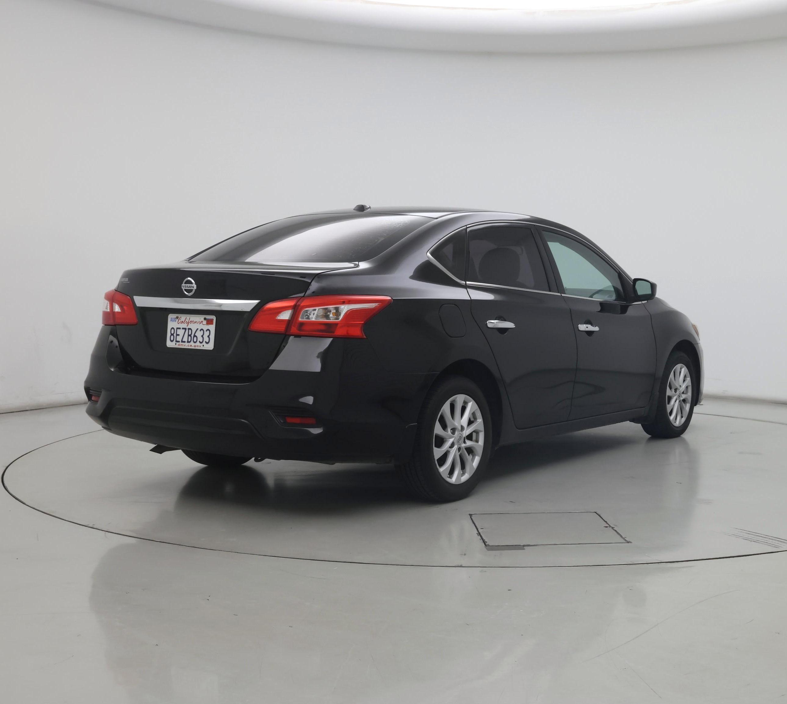 Thumbnail: 2018 Nissan Sentra - 8