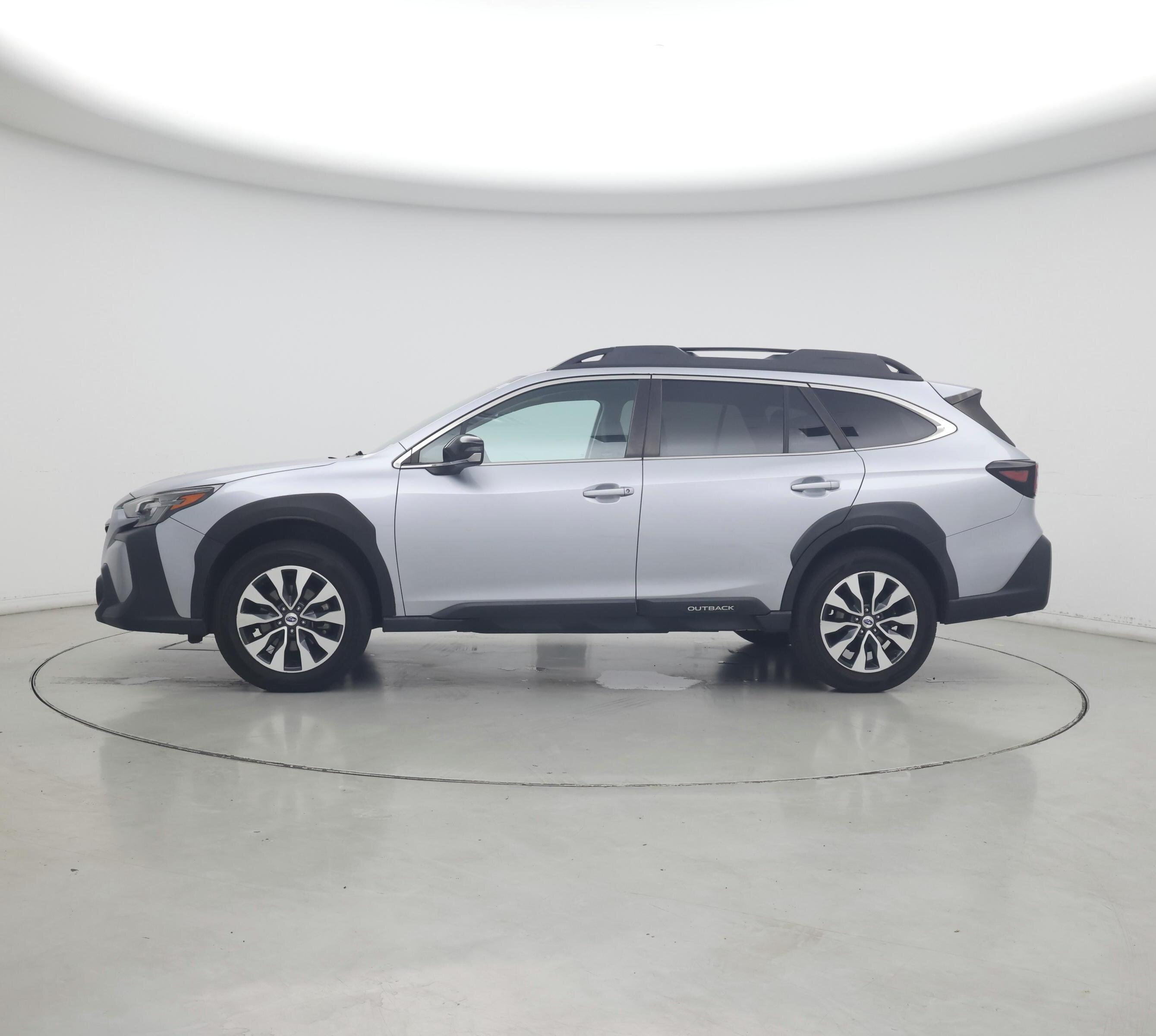 Thumbnail: 2023 Subaru Outback - 3
