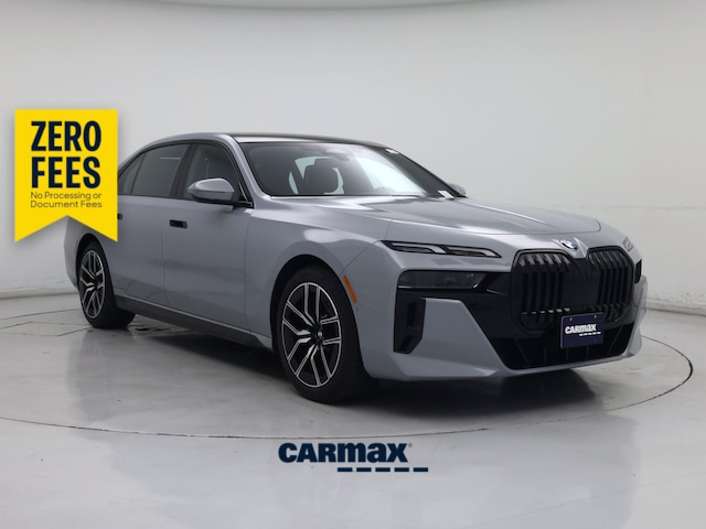 Gray 2023 BMW 7 Series Sedan Rear-Wheel Drive Automatic