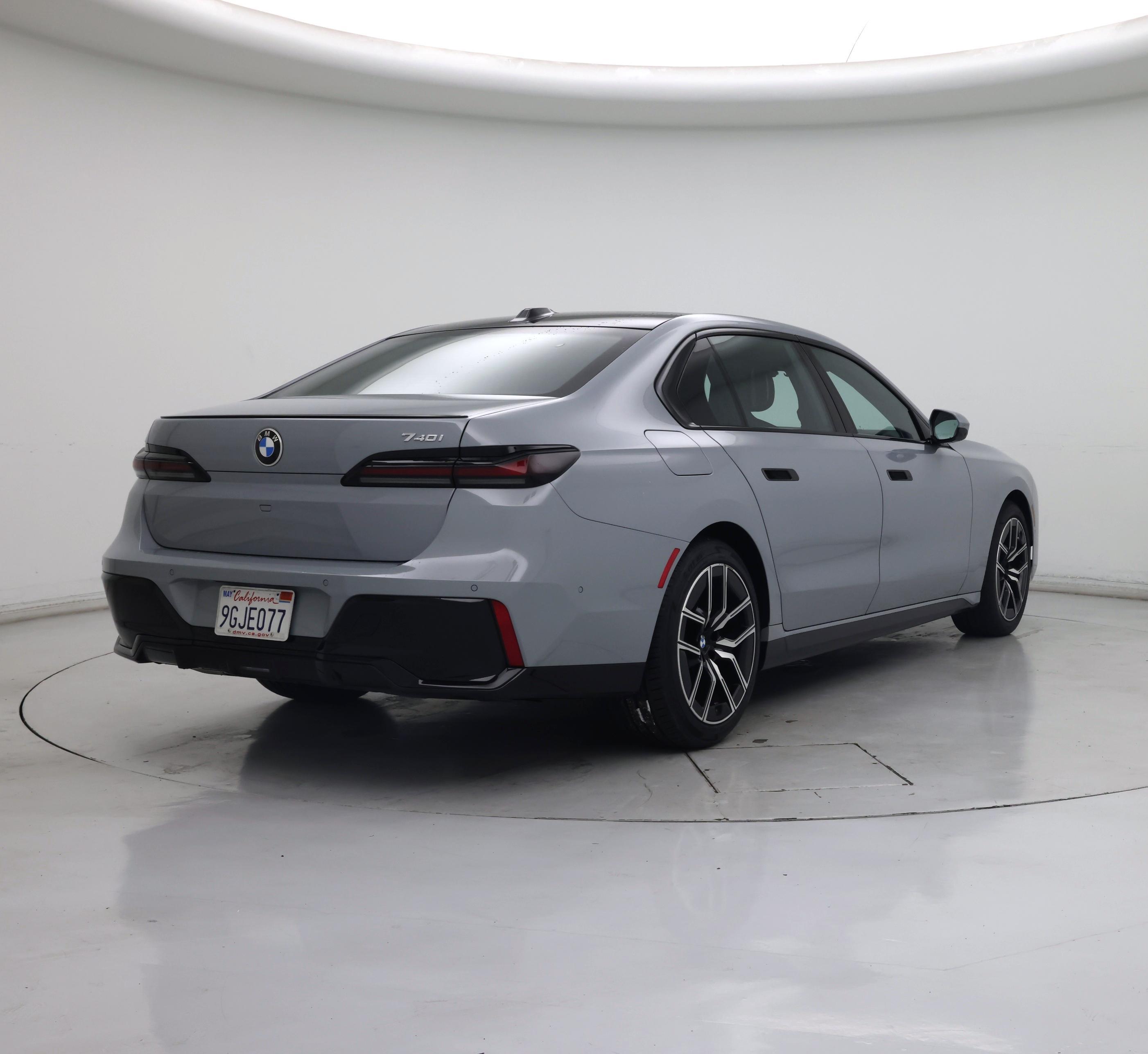 Thumbnail: 2023 BMW 7 Series - 8