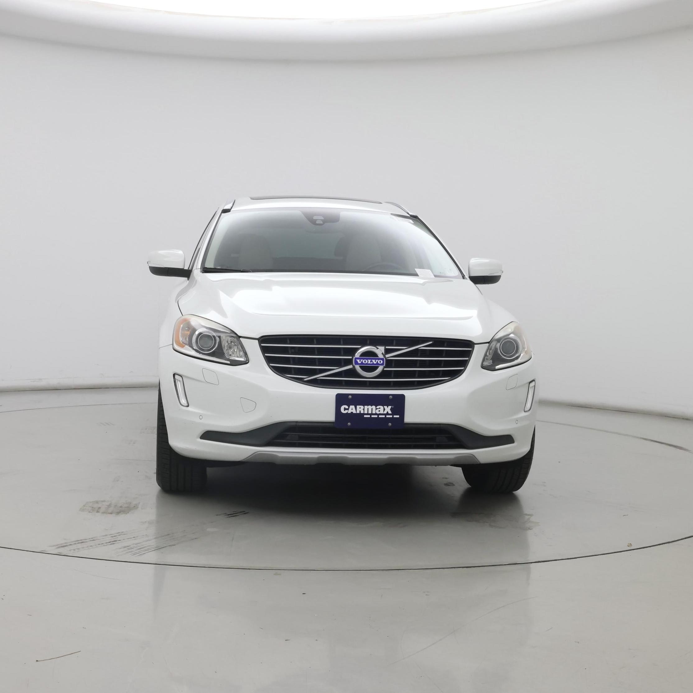 Thumbnail: 2017 Volvo XC60 - 5