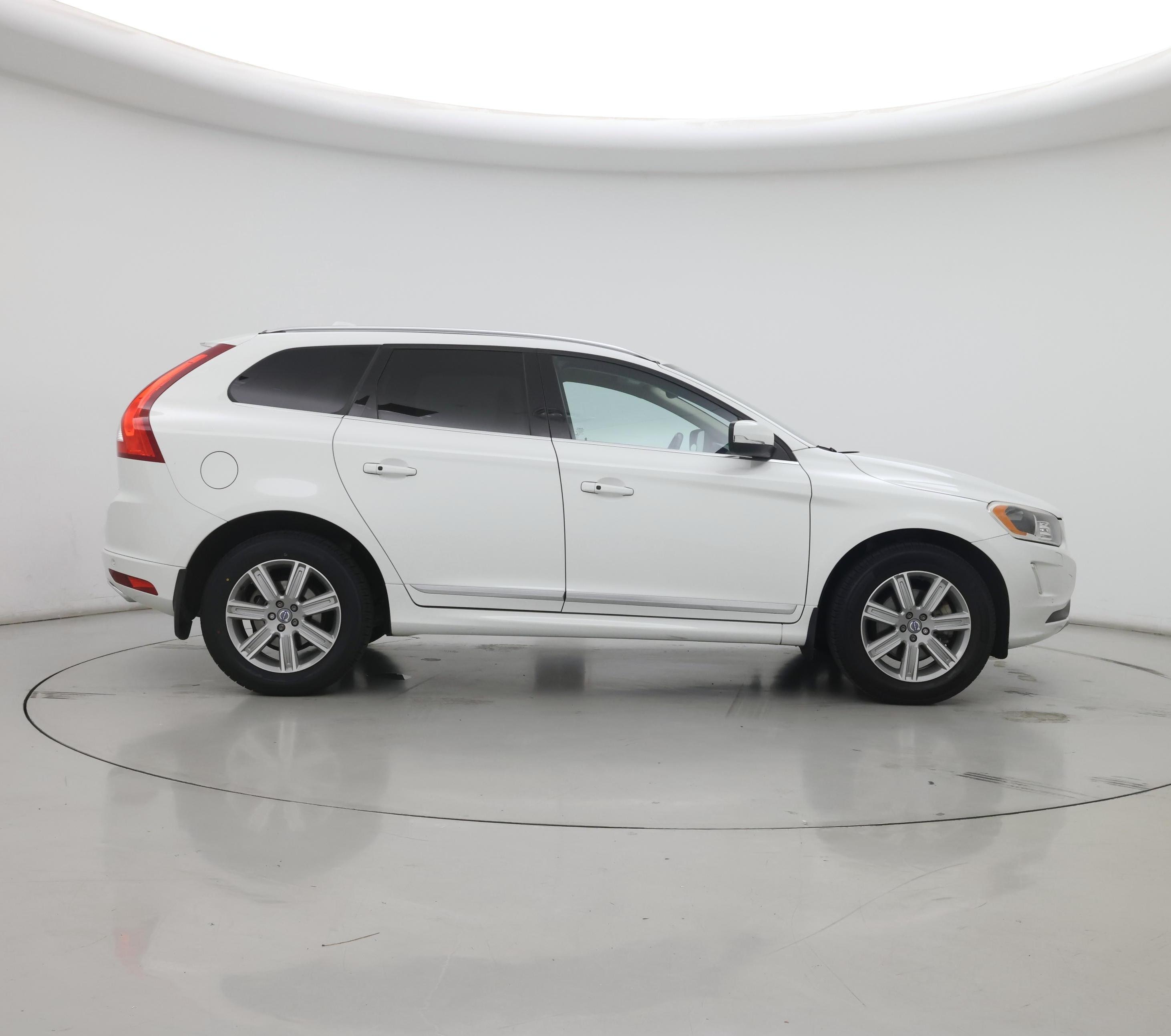 Thumbnail: 2017 Volvo XC60 - 7
