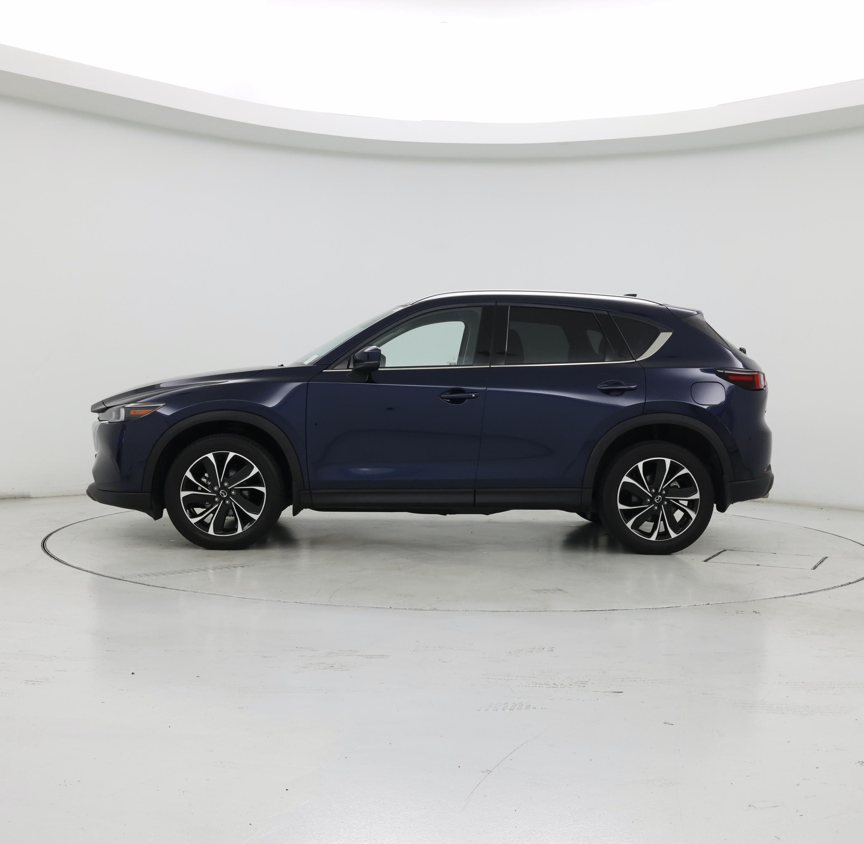 Thumbnail: 2023 Mazda CX-5 - 3