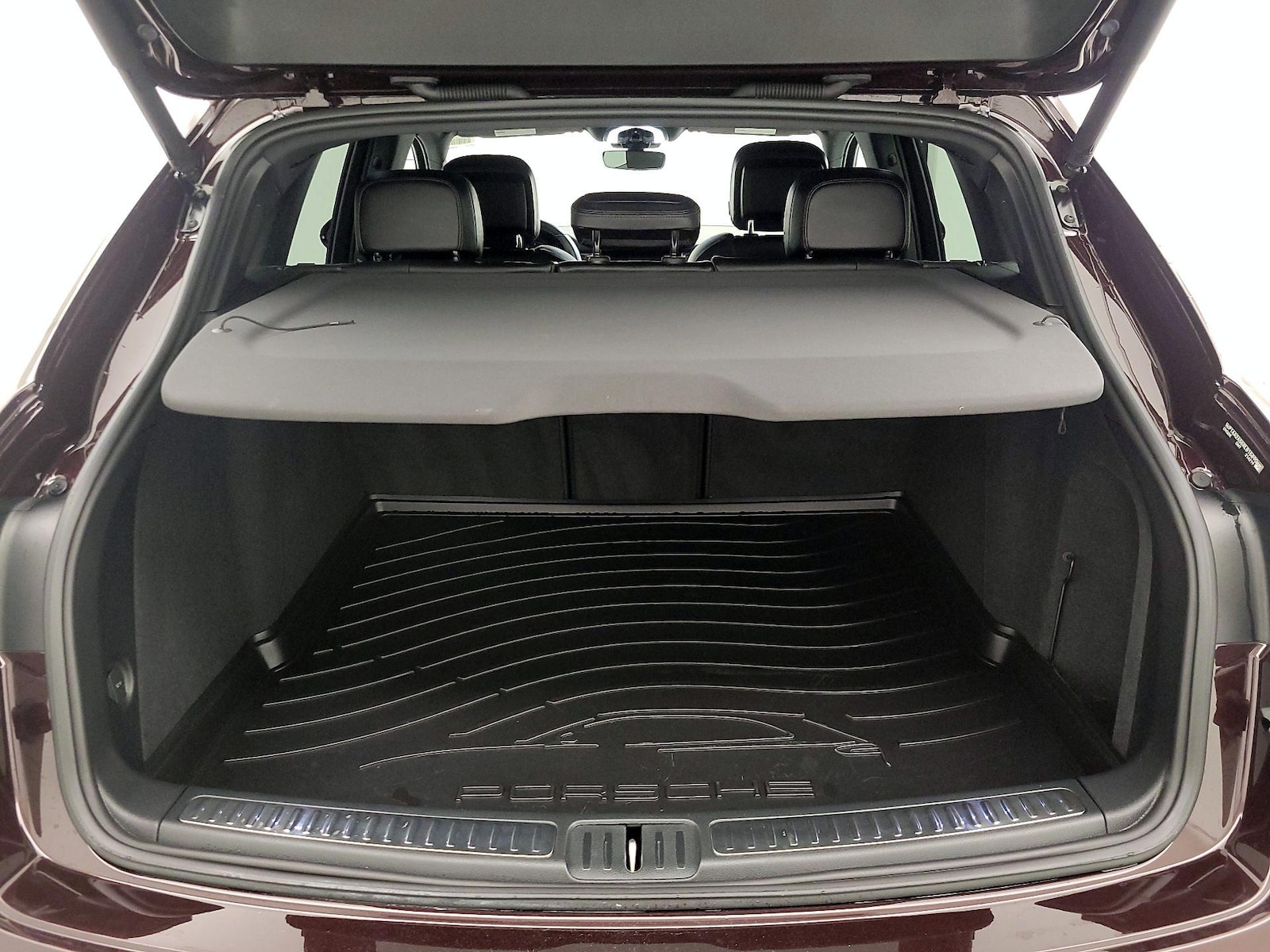 2024 Porsche Macan - Photo 22