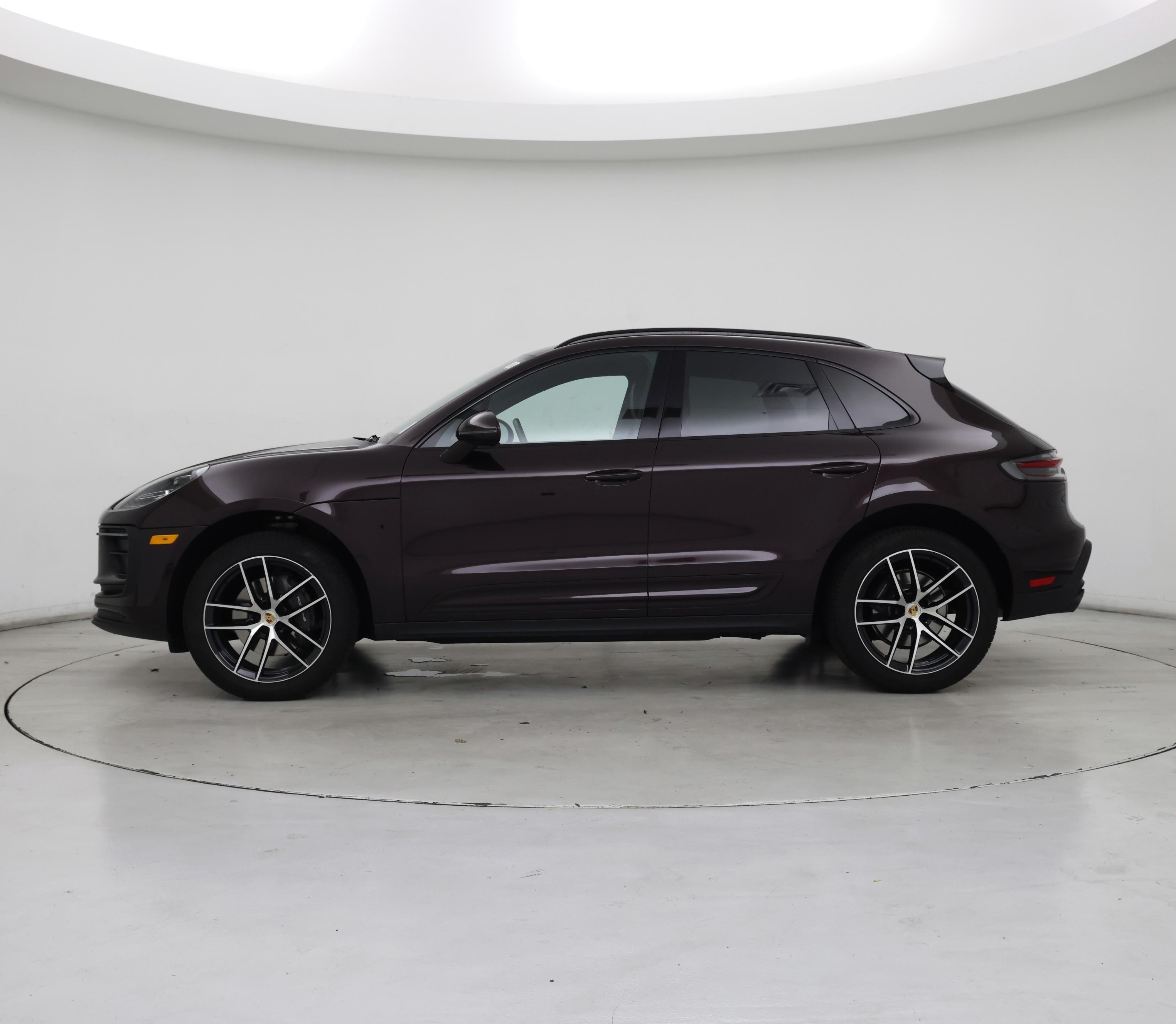 Thumbnail: 2024 Porsche Macan - 3