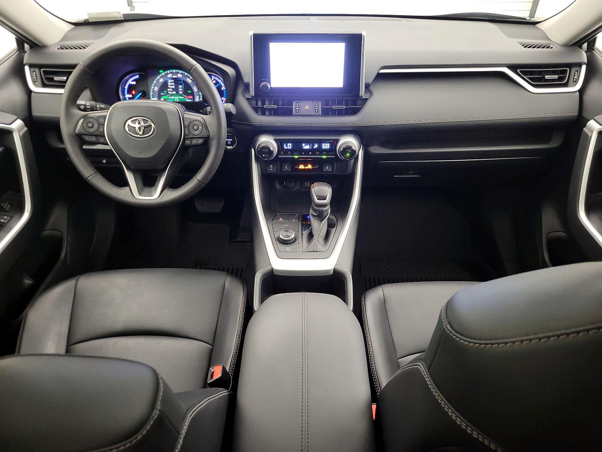 Thumbnail: 2024 Toyota RAV4 - 9