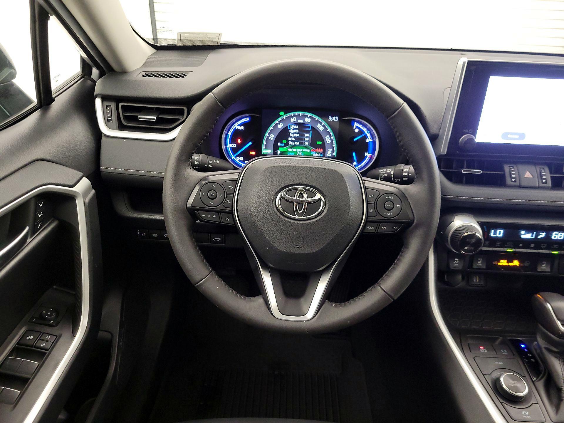 Thumbnail: 2024 Toyota RAV4 - 10