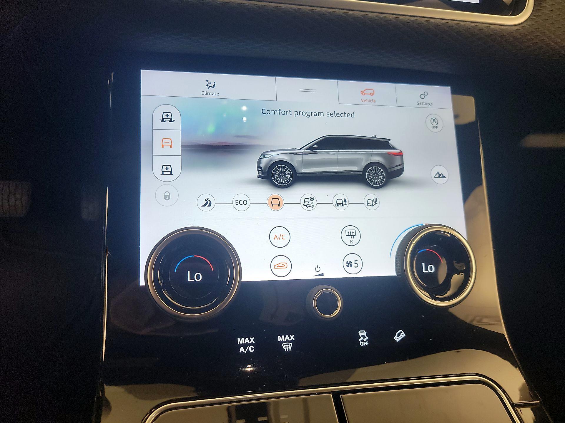Thumbnail: 2019 Land Rover Range Rover Velar - 16