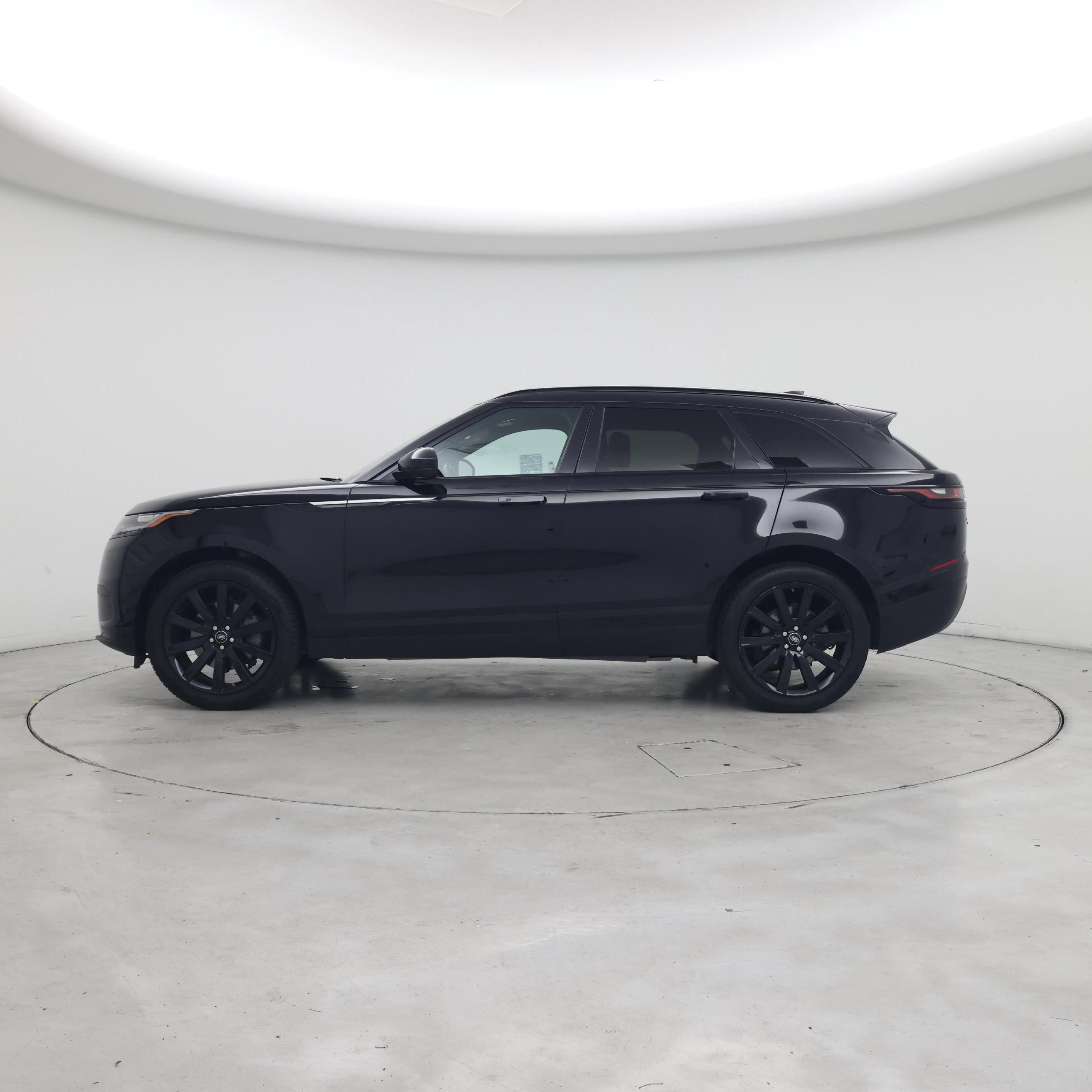 Thumbnail: 2019 Land Rover Range Rover Velar - 3