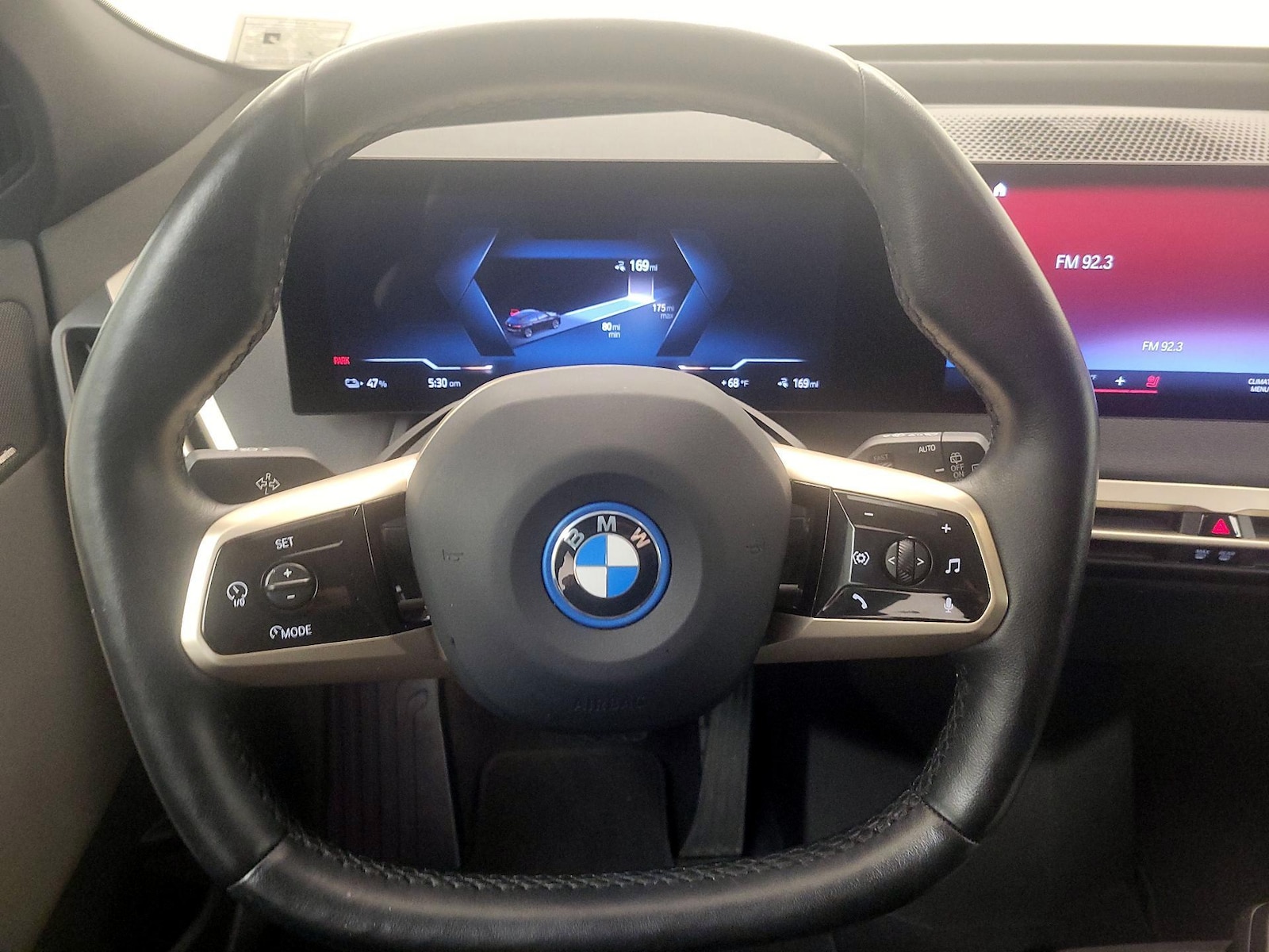 2023 BMW iX Base - Photo 11
