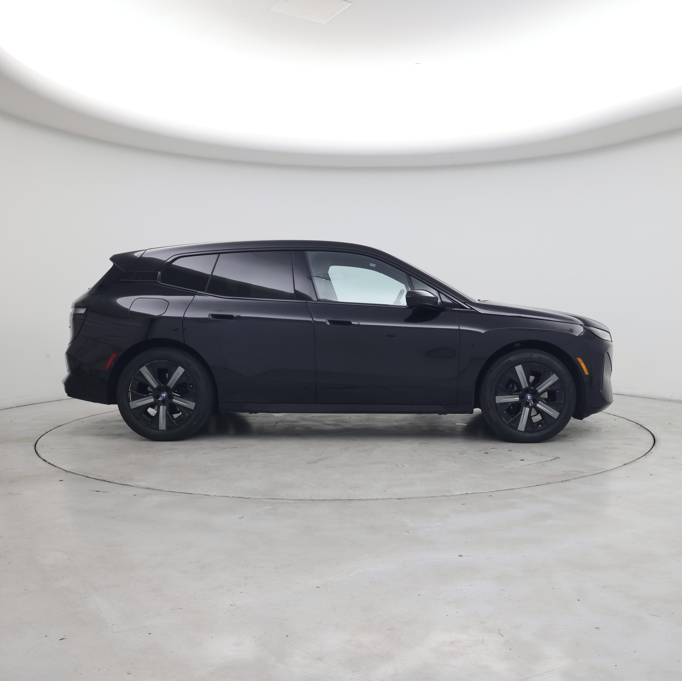 Thumbnail: 2023 BMW iX - 7