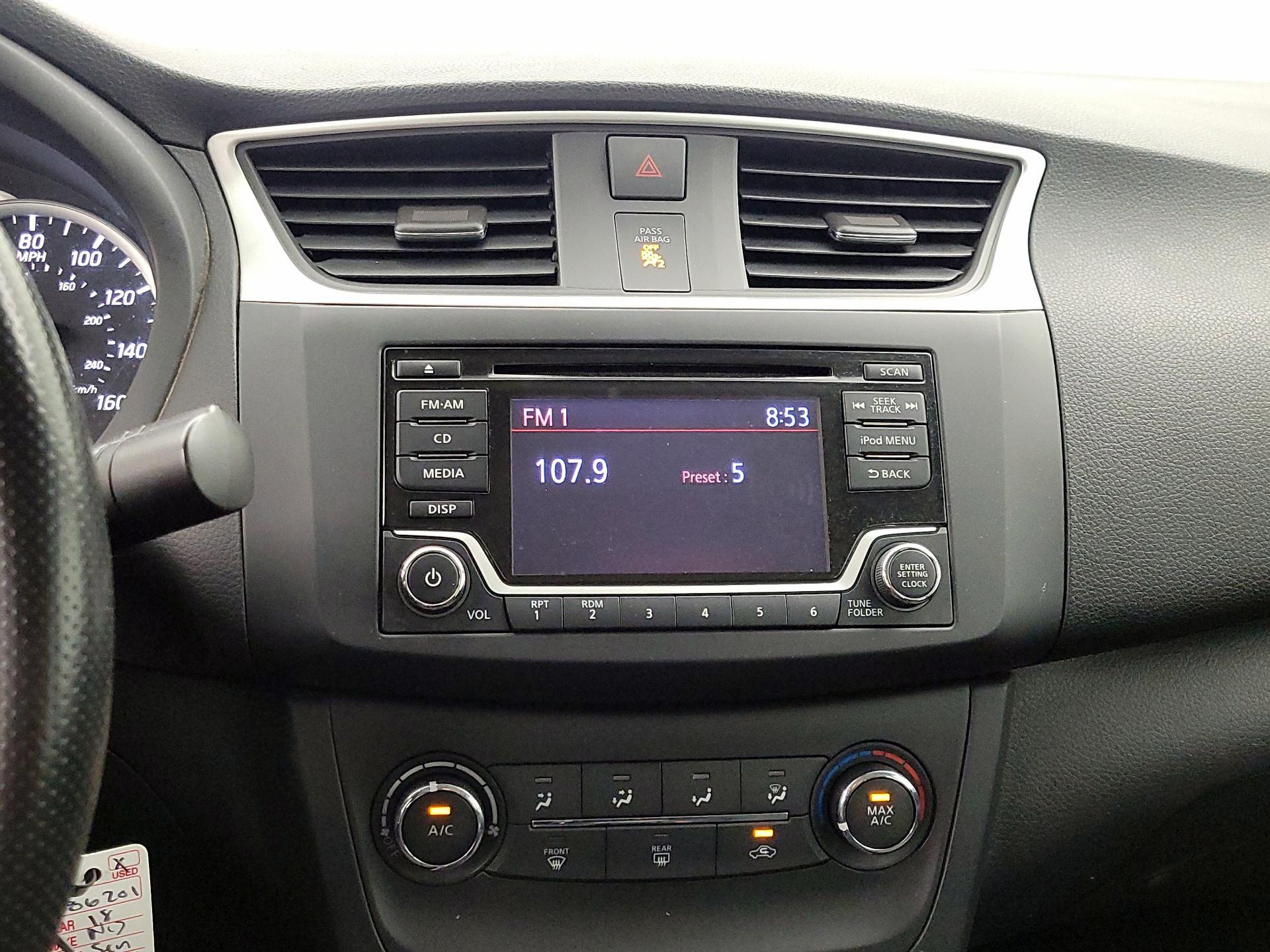 Thumbnail: 2018 Nissan Sentra - 15