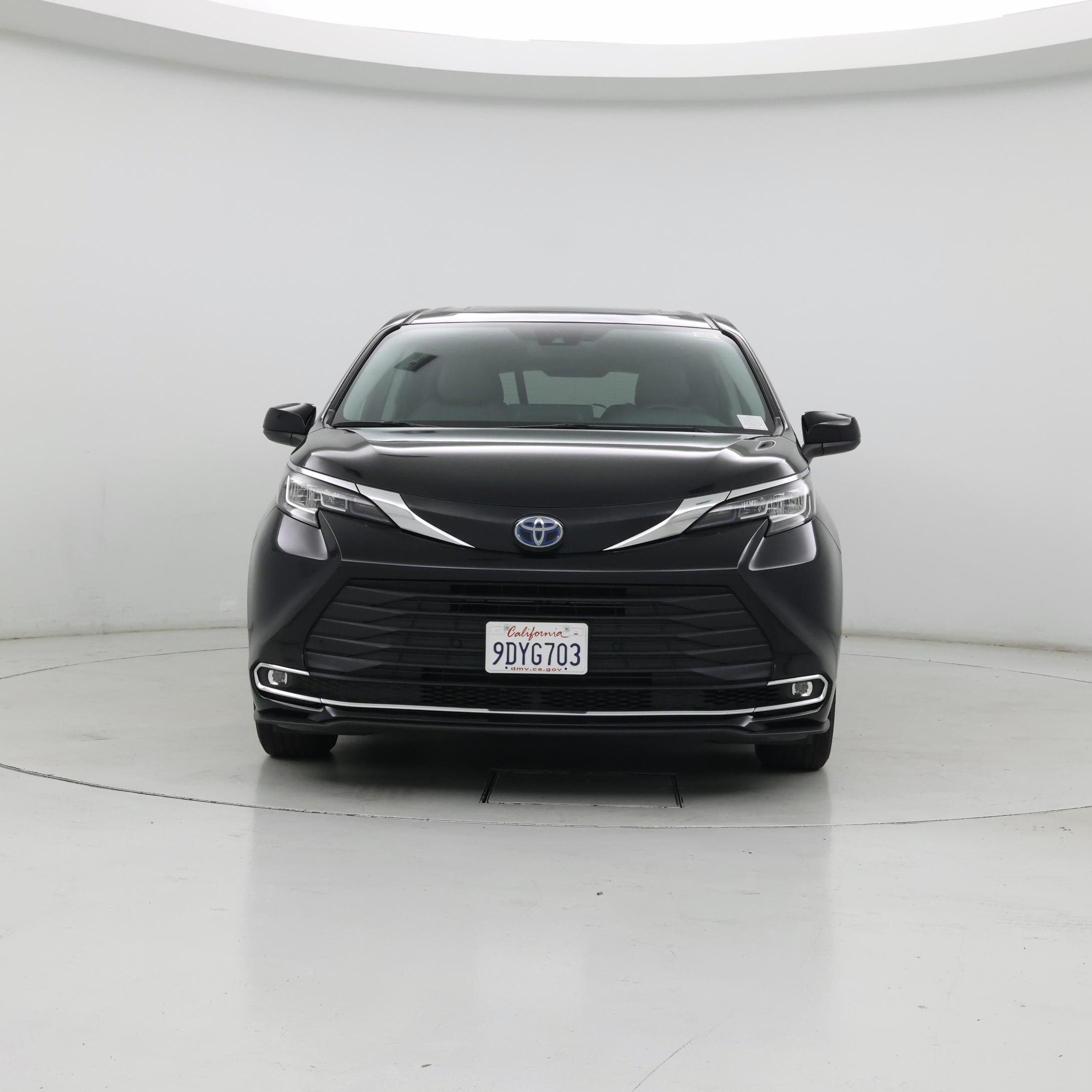 Thumbnail: 2023 Toyota Sienna - 5