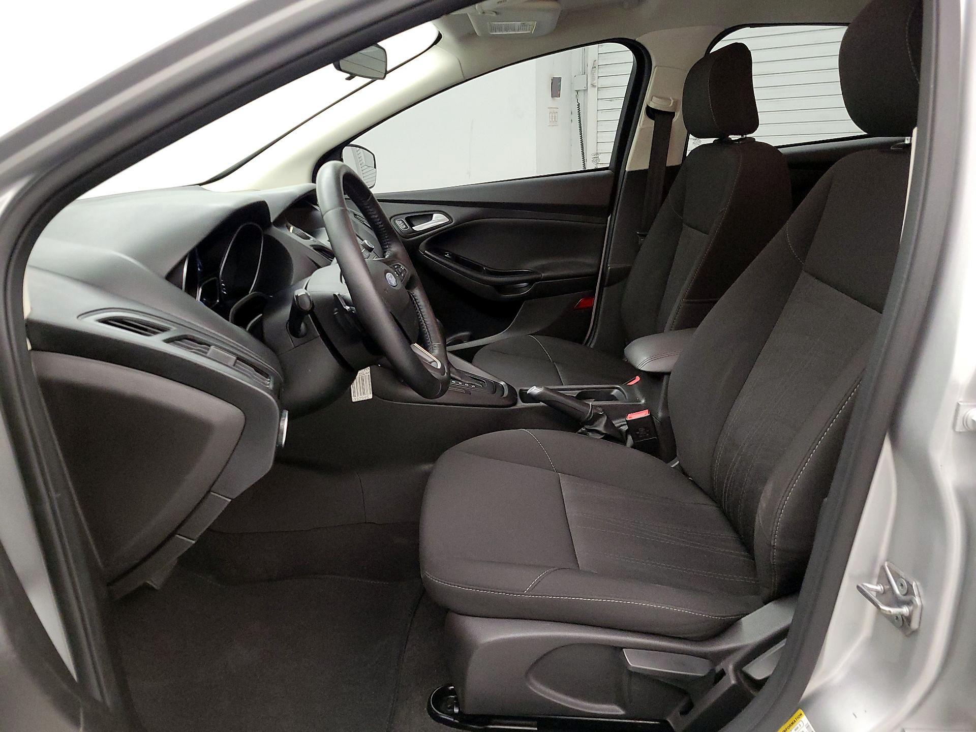 Thumbnail: 2016 Ford Focus - 11