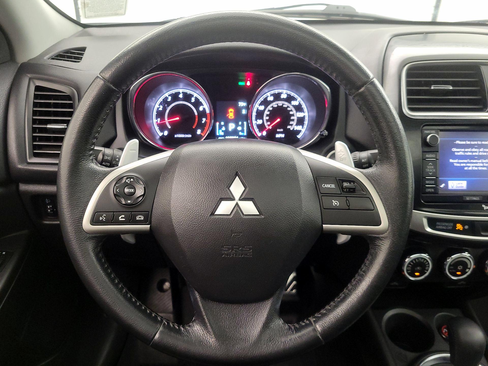 Thumbnail: 2015 Mitsubishi Outlander Sport - 10