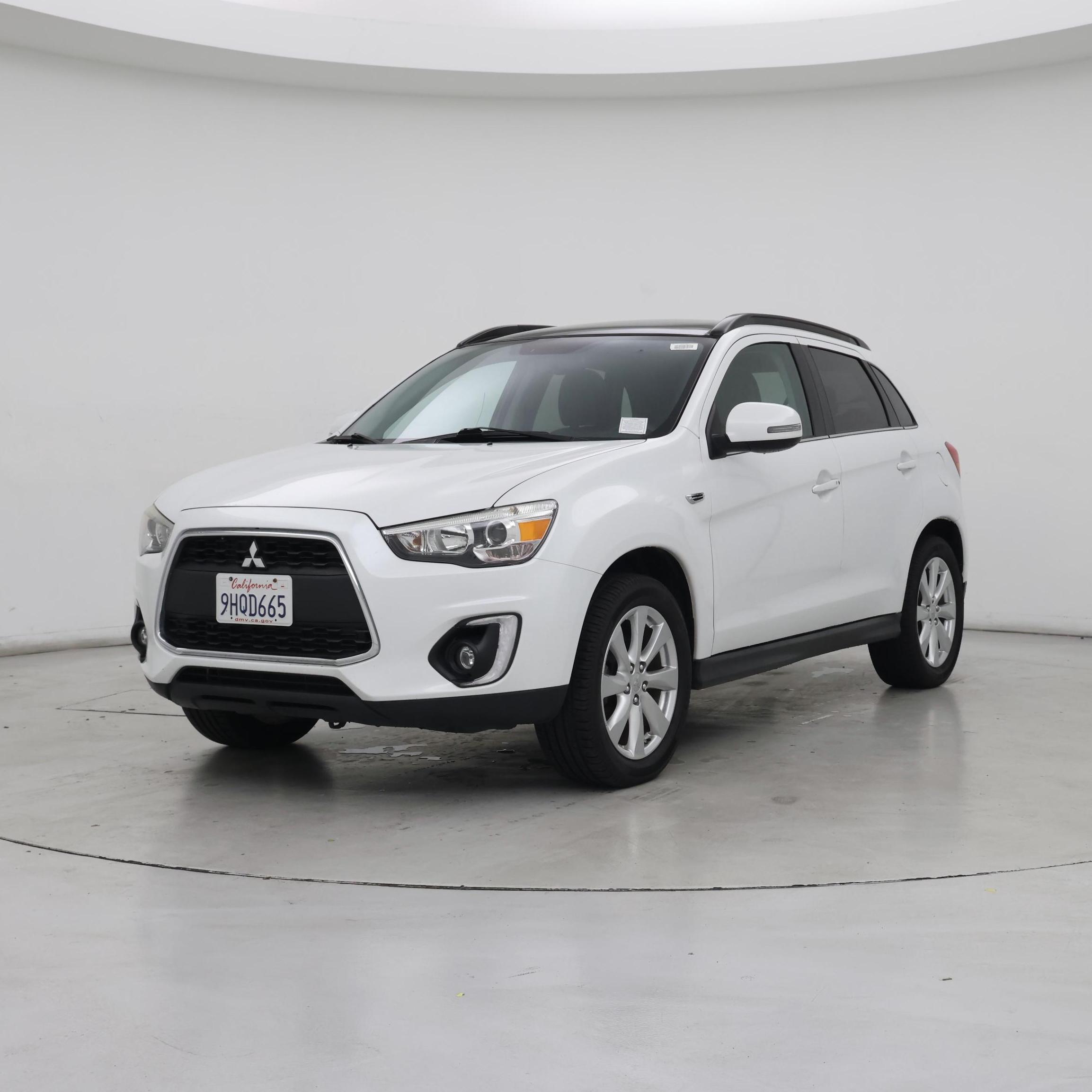 Thumbnail: 2015 Mitsubishi Outlander Sport - 4