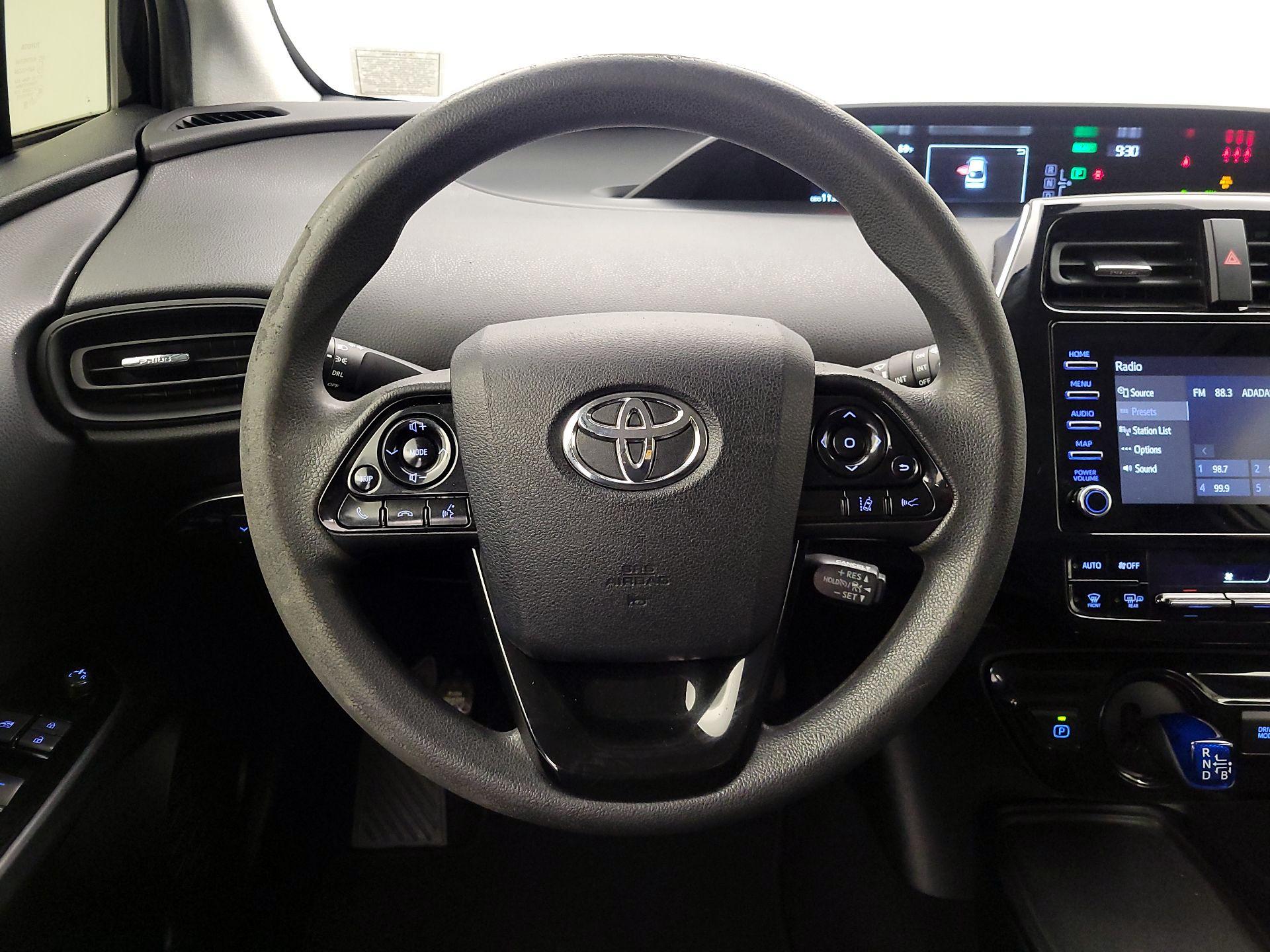 Thumbnail: 2020 Toyota Prius - 10