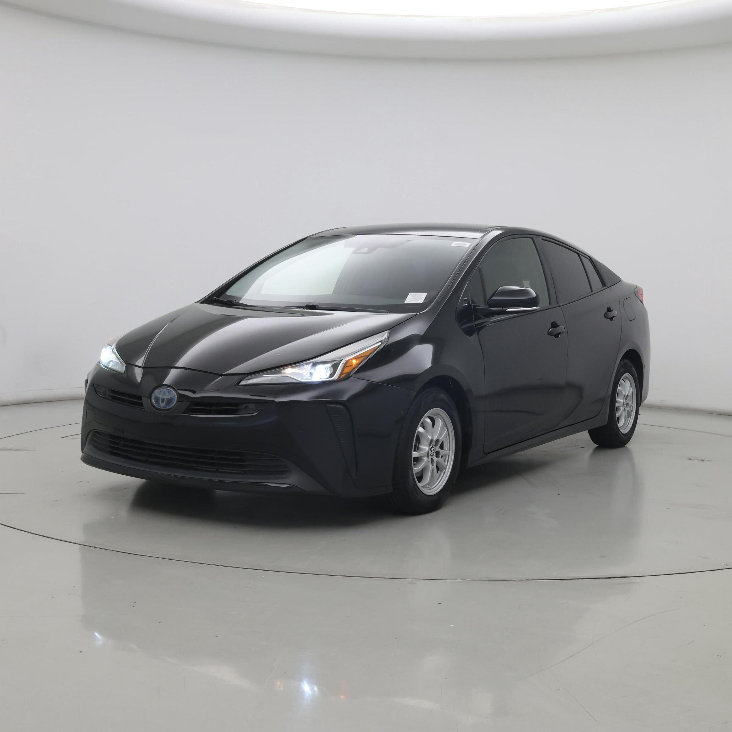 Thumbnail: 2020 Toyota Prius - 4
