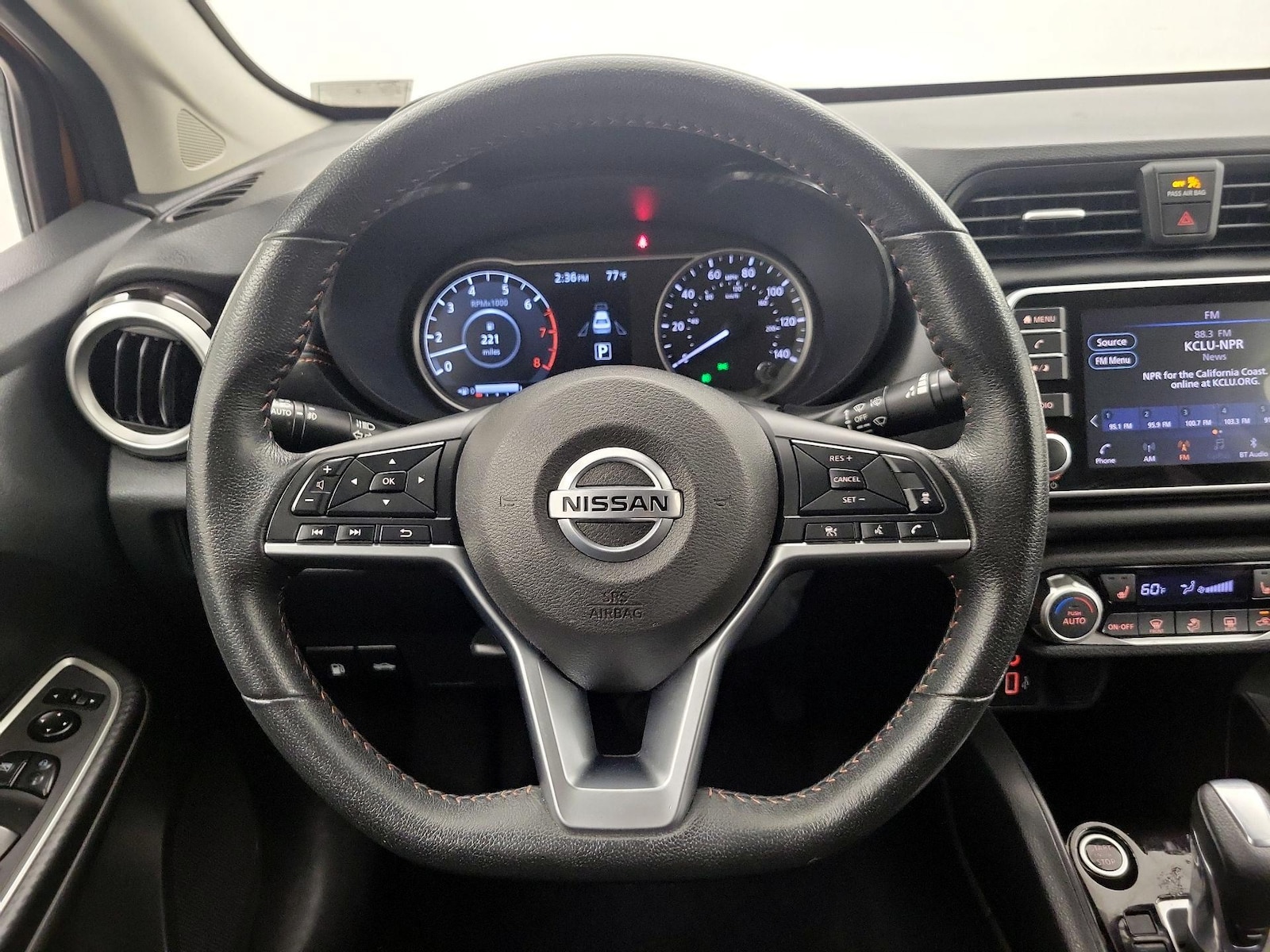 2020 Nissan Versa Sedan SR - Photo 11