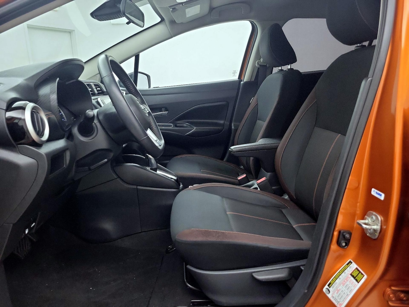 2020 Nissan Versa Sedan SR - Photo 12