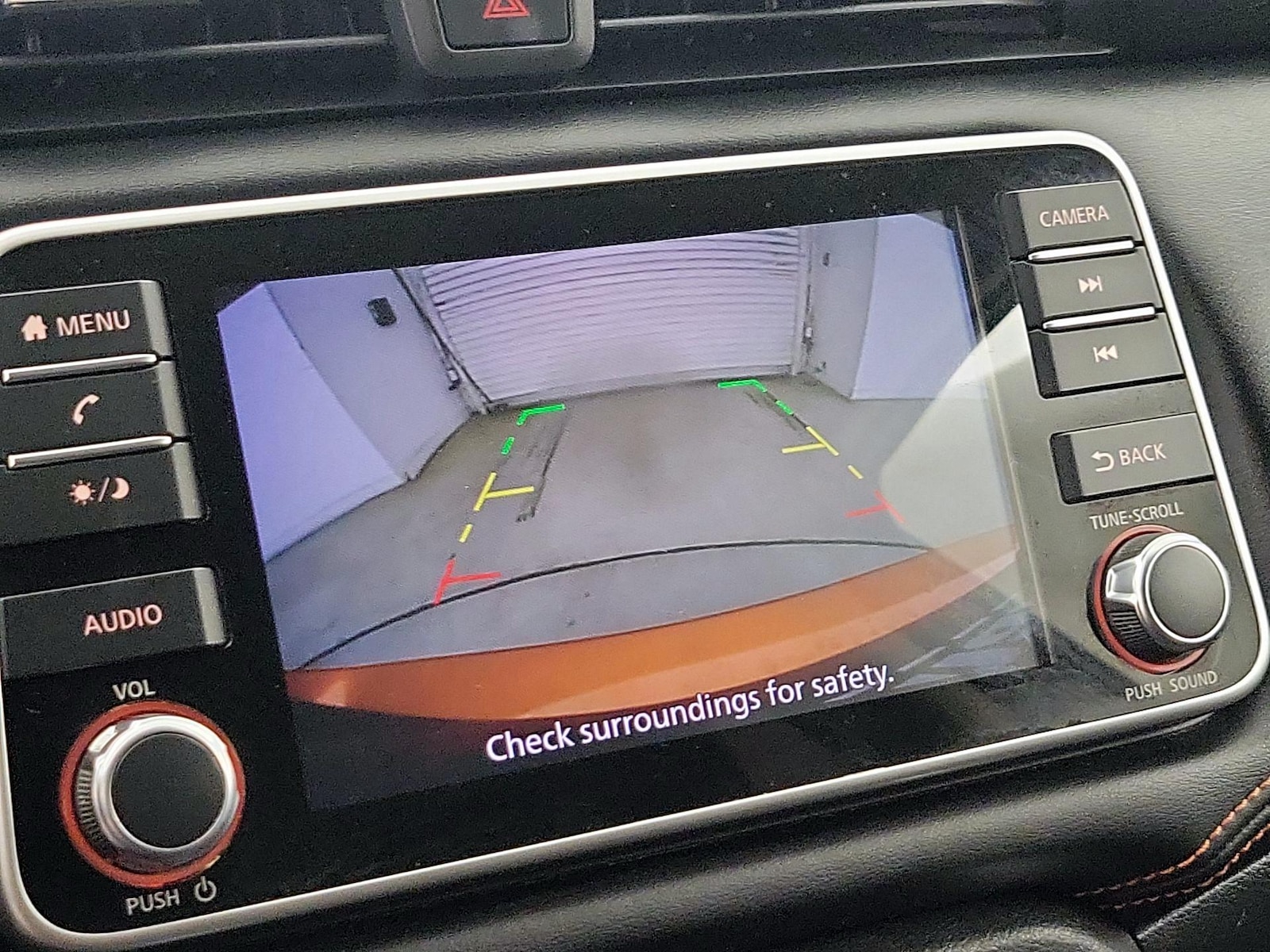 2020 Nissan Versa Sedan SR - Photo 14