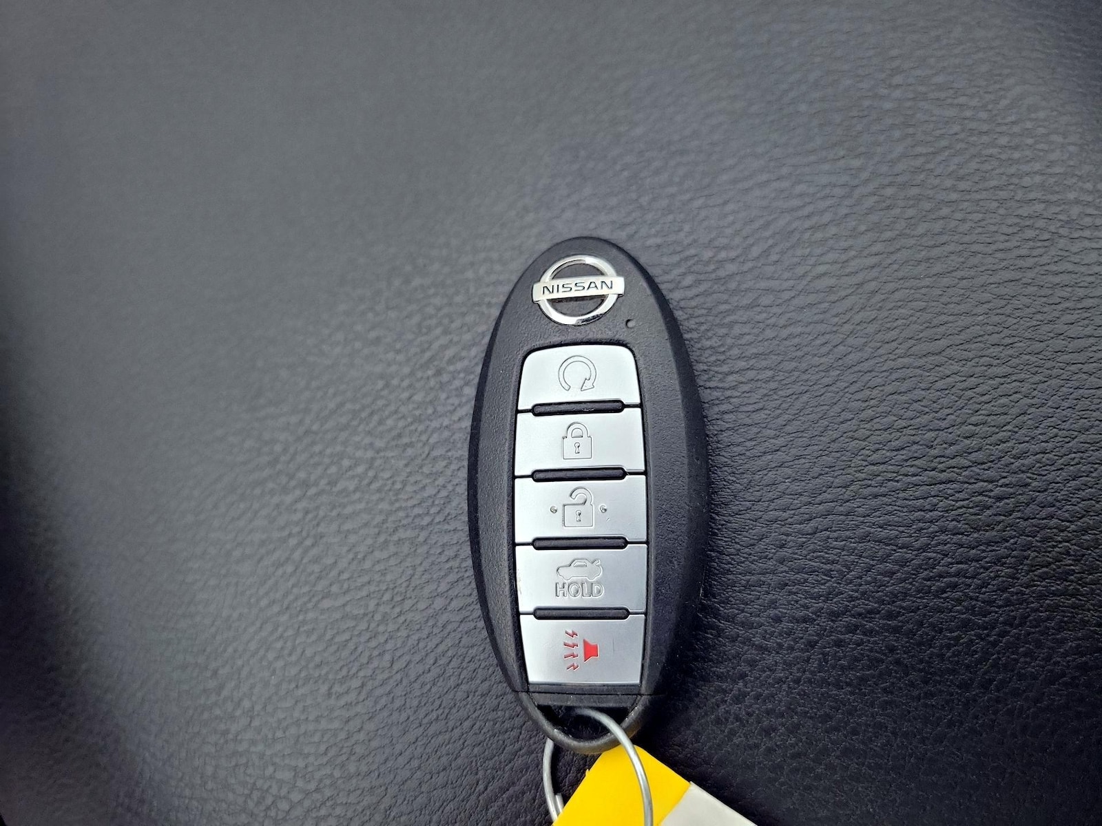 2020 Nissan Versa Sedan SR - Photo 22