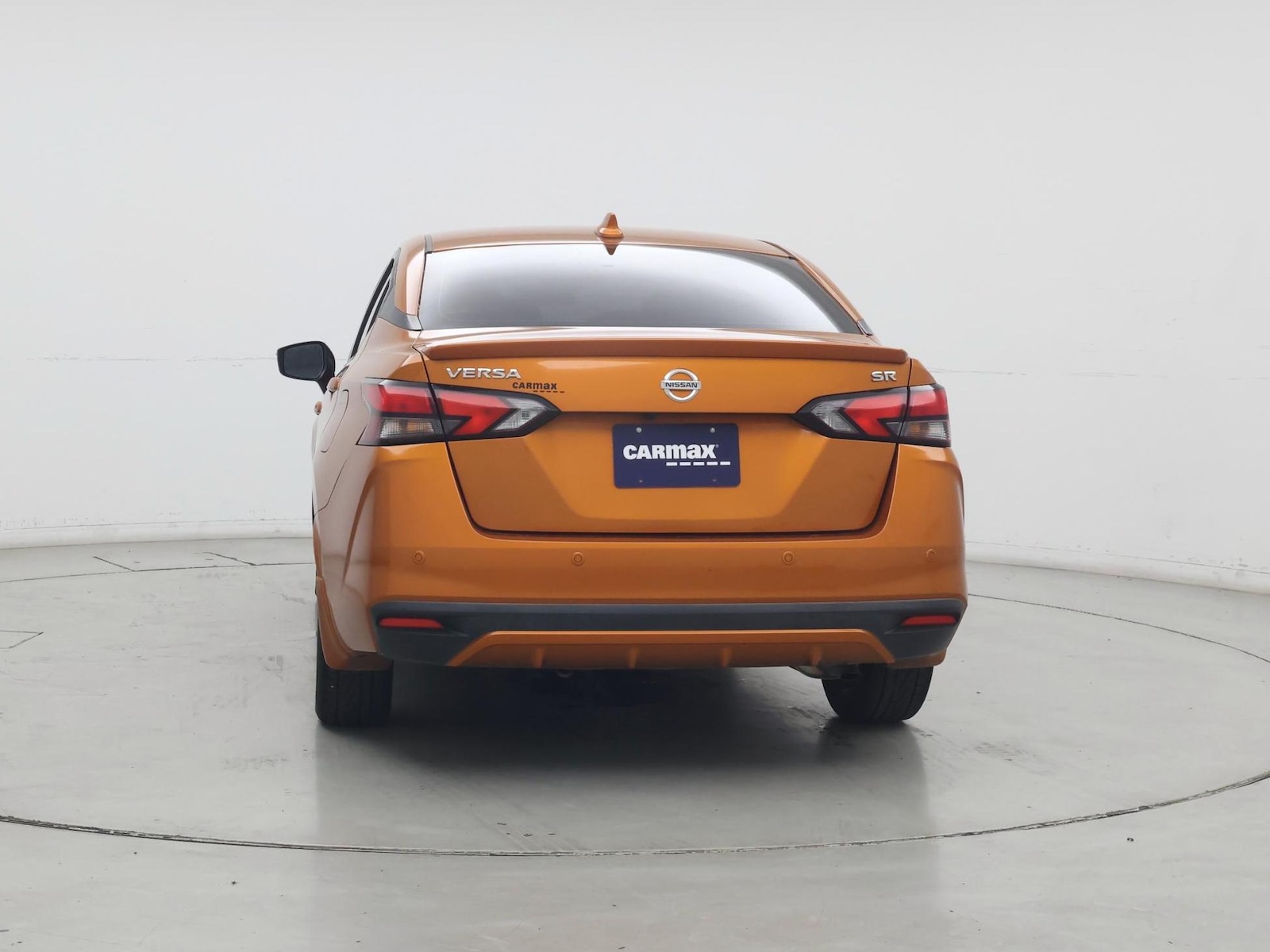2020 Nissan Versa Sedan SR - Photo 7