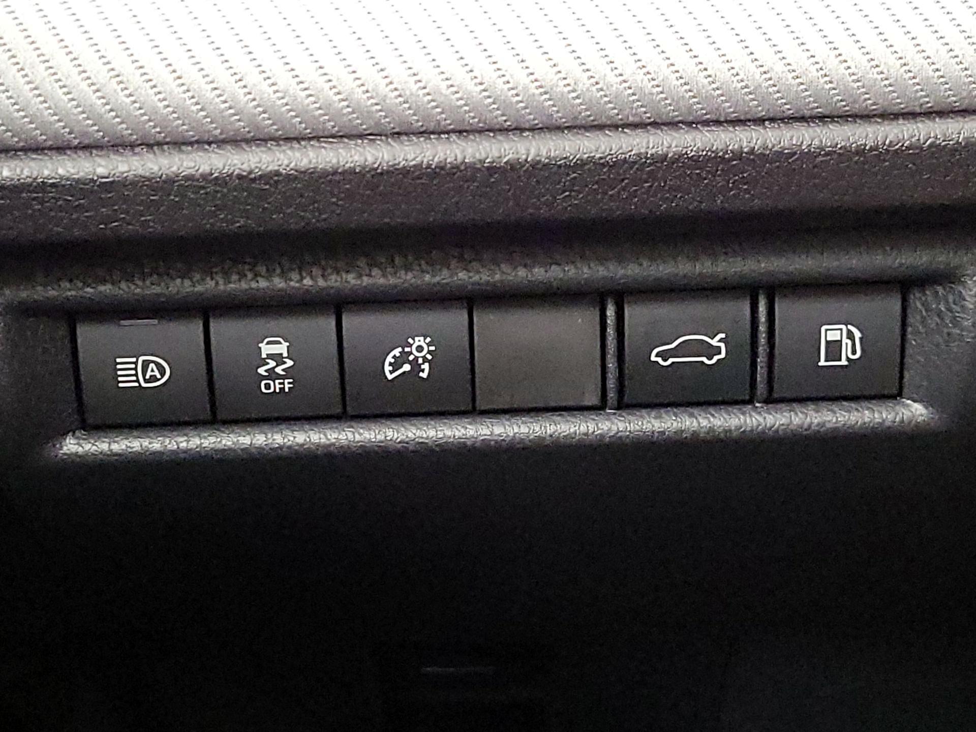 Thumbnail: 2026 Toyota Camry - 13