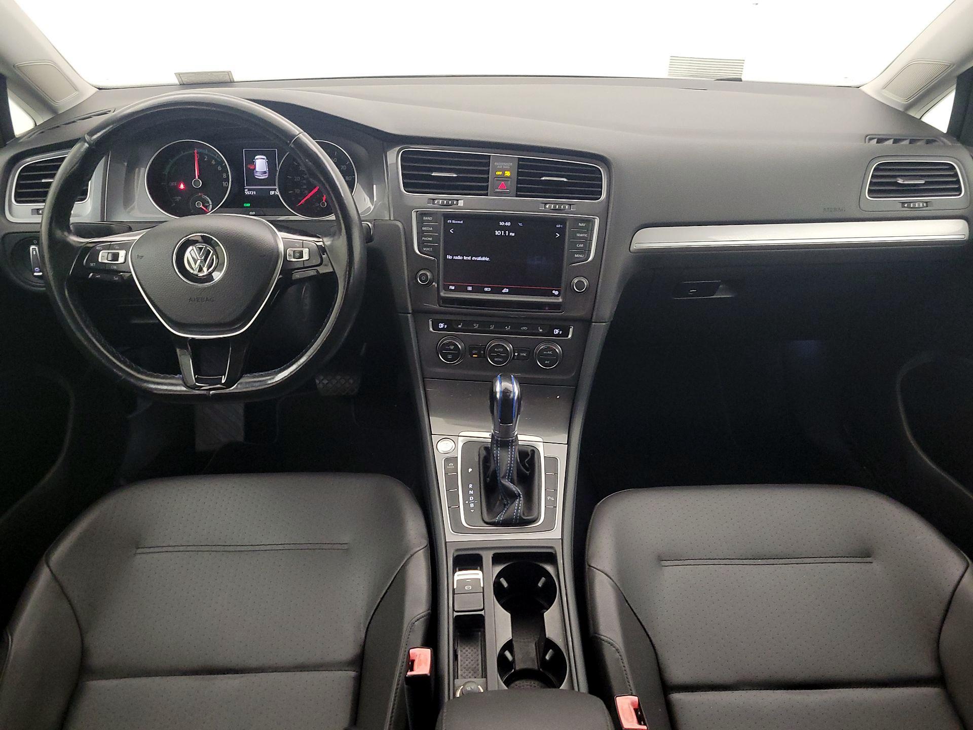 Thumbnail: 2016 Volkswagen e-Golf - 9