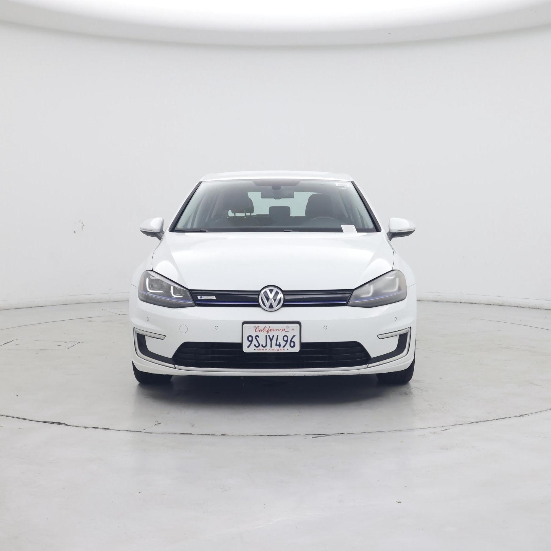 Thumbnail: 2016 Volkswagen e-Golf - 5