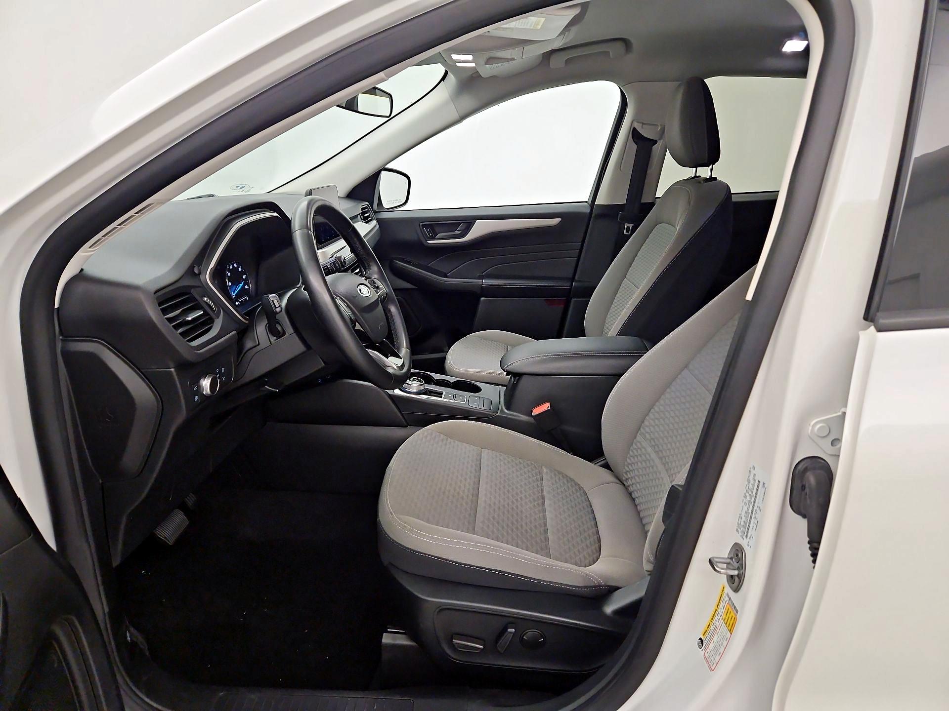Thumbnail: 2022 Ford Escape - 11