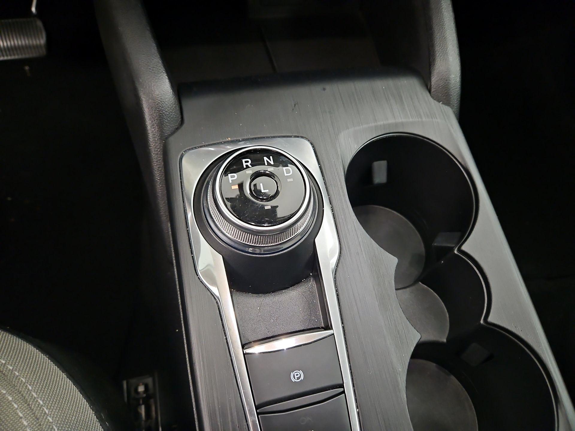 Thumbnail: 2022 Ford Escape - 17